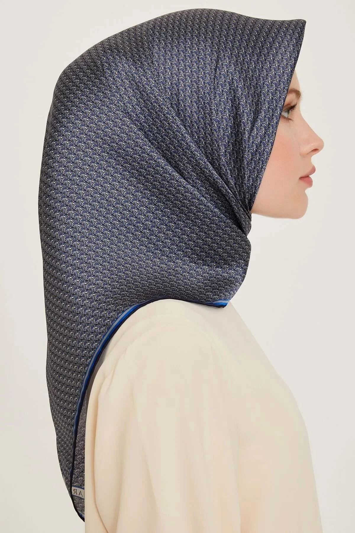 روسری آبی حجاب TWILL ̇PEK 2025 فصل زمستان 9250D02 50  Armine