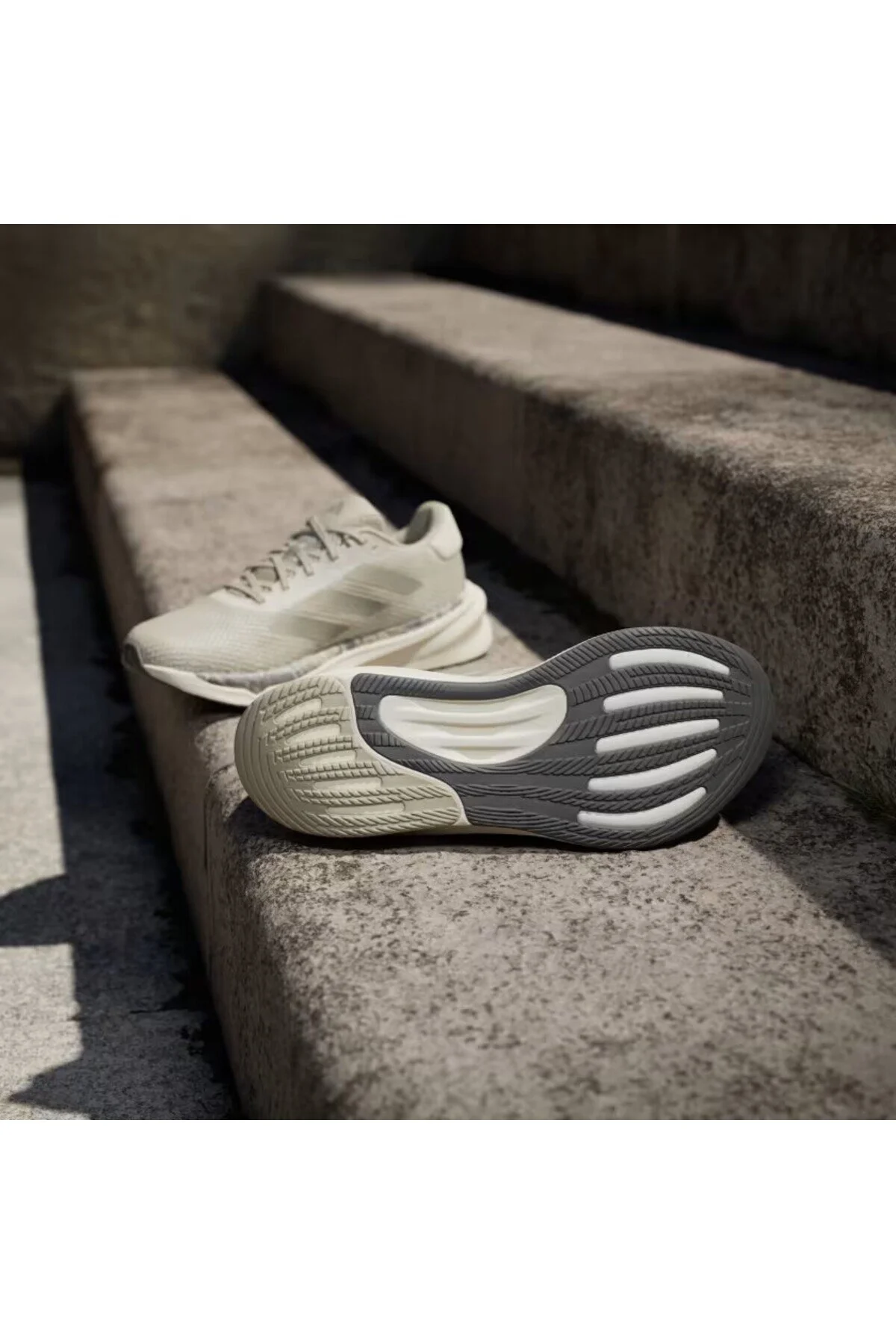 کفش زنانه ورزشی روزانه بانوان Supernova آدیداس adidas