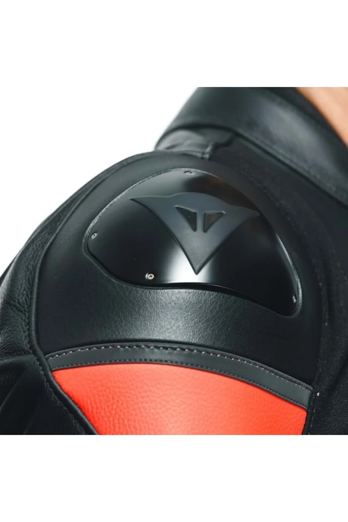 کاپشن موتورسوار مردانه ژاکت مسابقه 4 چرمی سیاه فلور قرمز Dainese