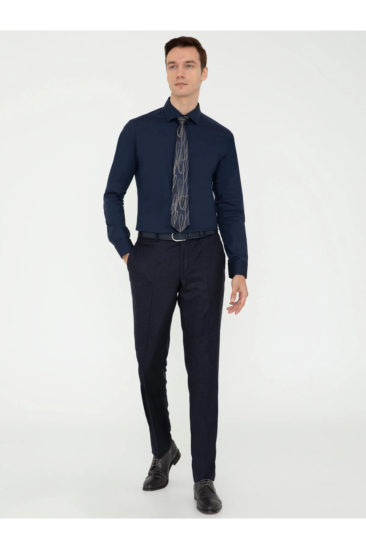 پیراهن بلوز دکمه دار اصلی آستین بلند و باریک آبی SLIM FIT 50242782 VR033 کاشارل Cacharel