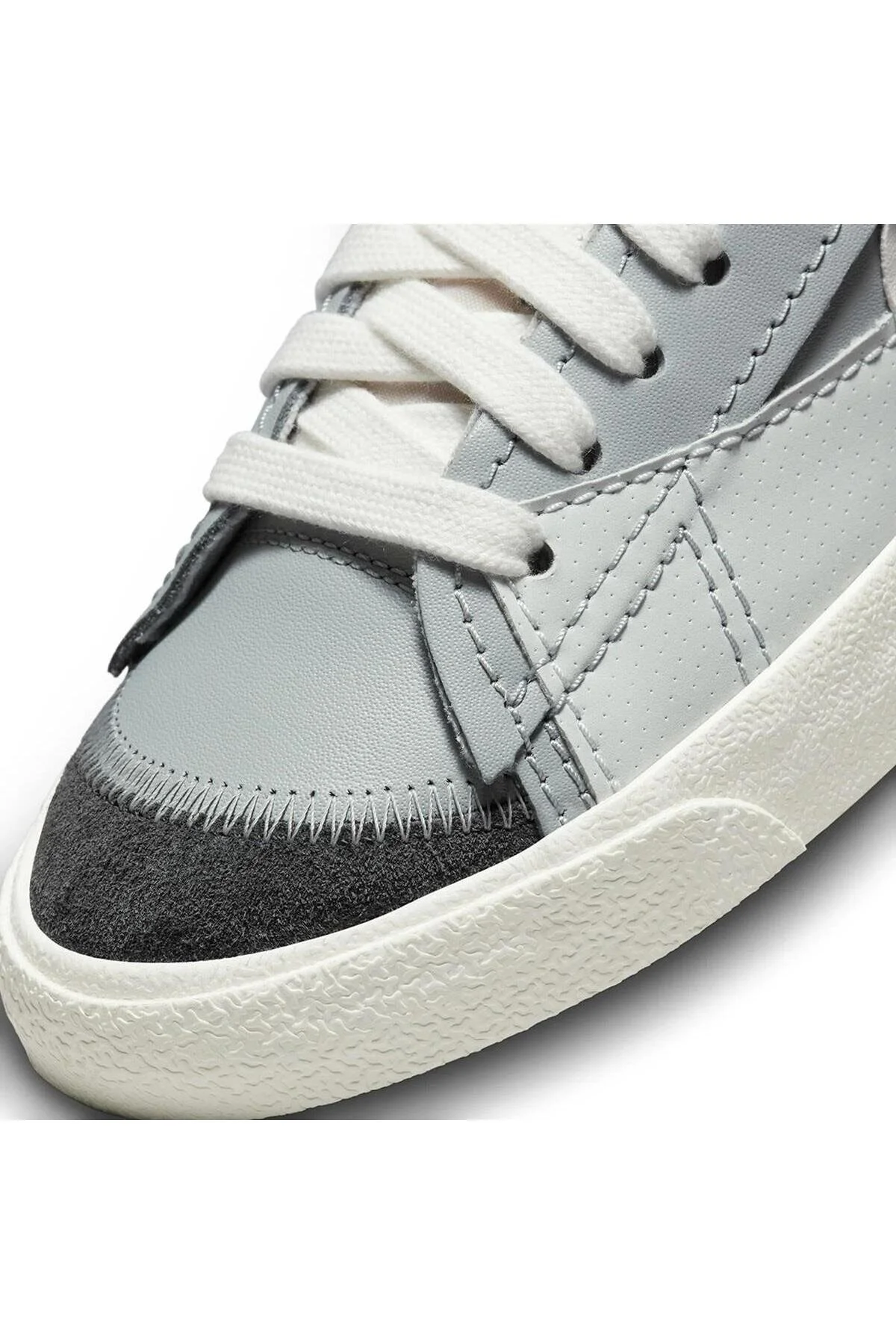 کفش مردانه زنانه یونیسکس Blazer Low '77 Jumbo Se چرم واقعی روزانه ورزشی خاکستری نایک Nike