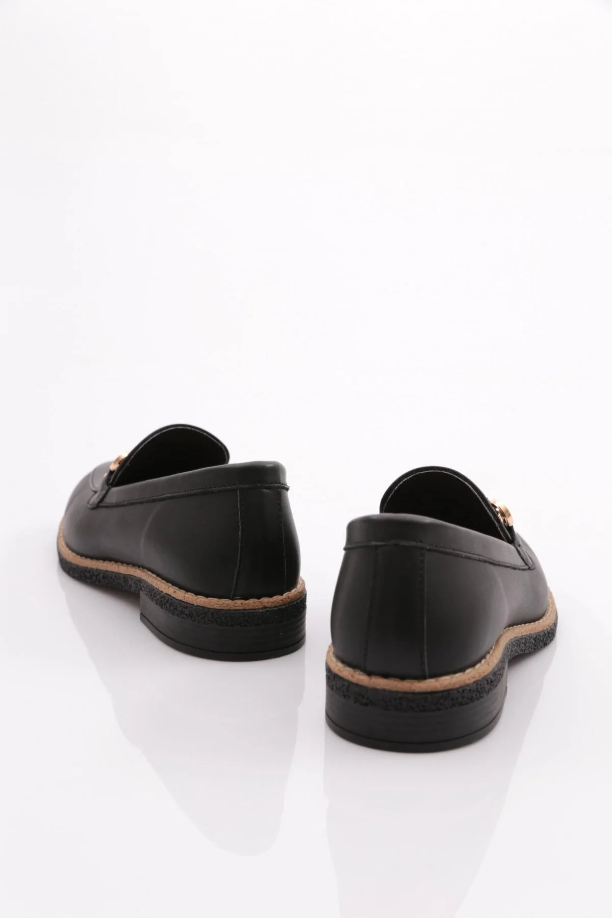 کفش زنانه 246 LOAFER زن Dgn