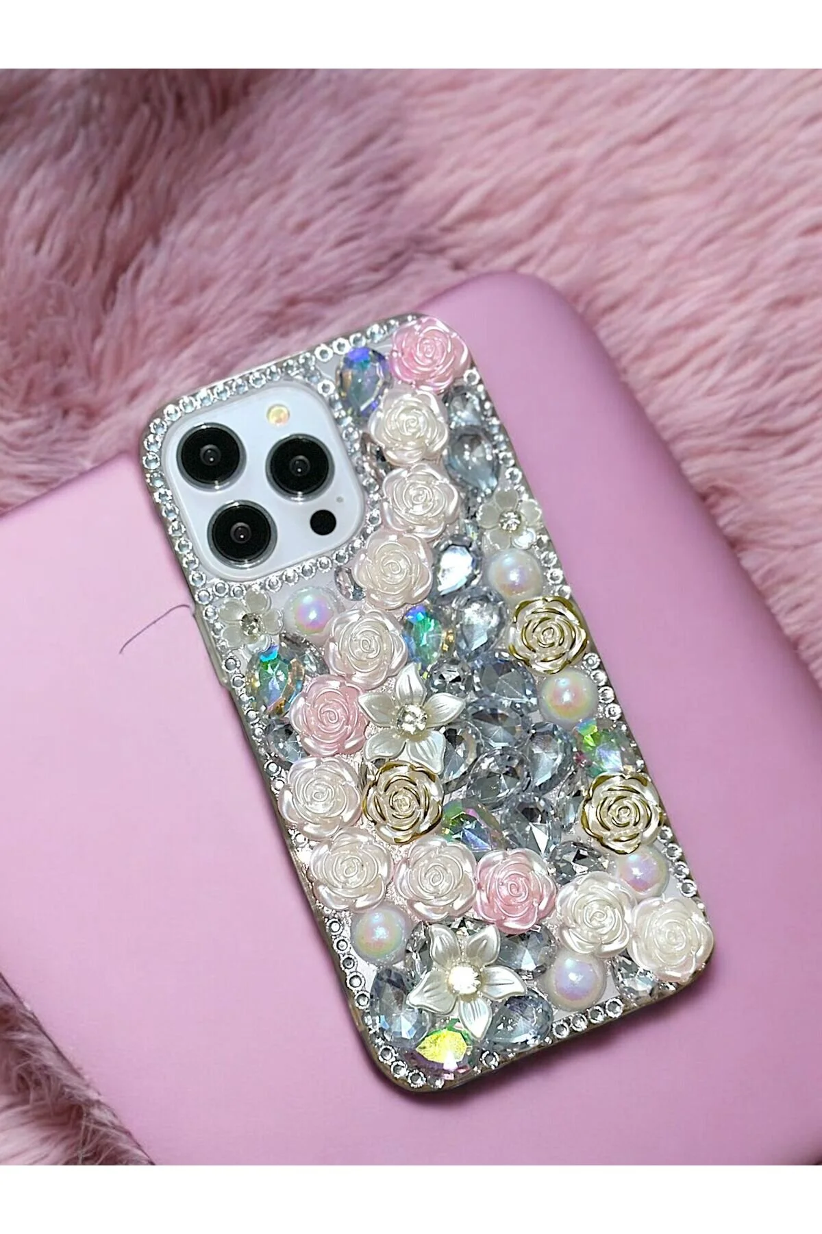 کاور و قاب گوشی شیک با سنگ گلدار IPHONE 16 PRO MAX GLITTER hibaksesuar