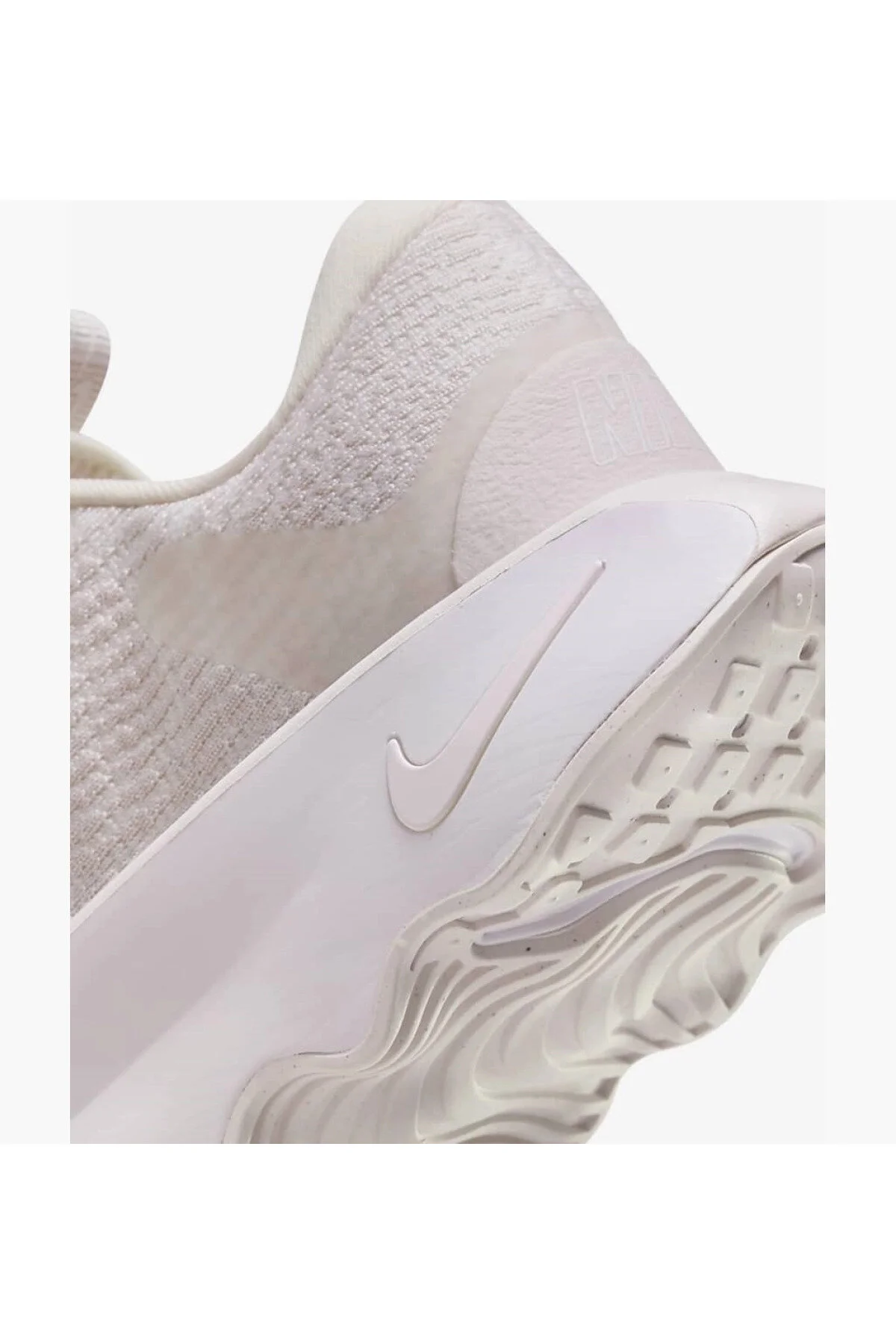 کفش زنانه پیاده روی Motiva Pearl نایک Nike