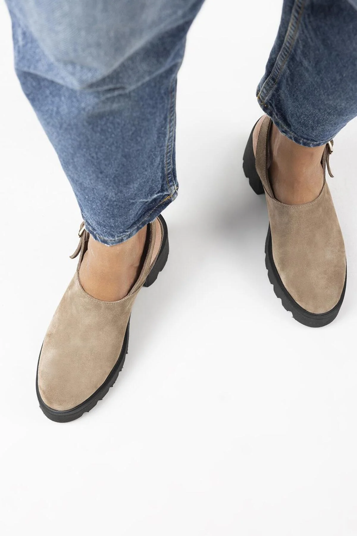 صندل زنانه CARLEEN WOMAN LEATHER BELT SABO SANDALS Manijero