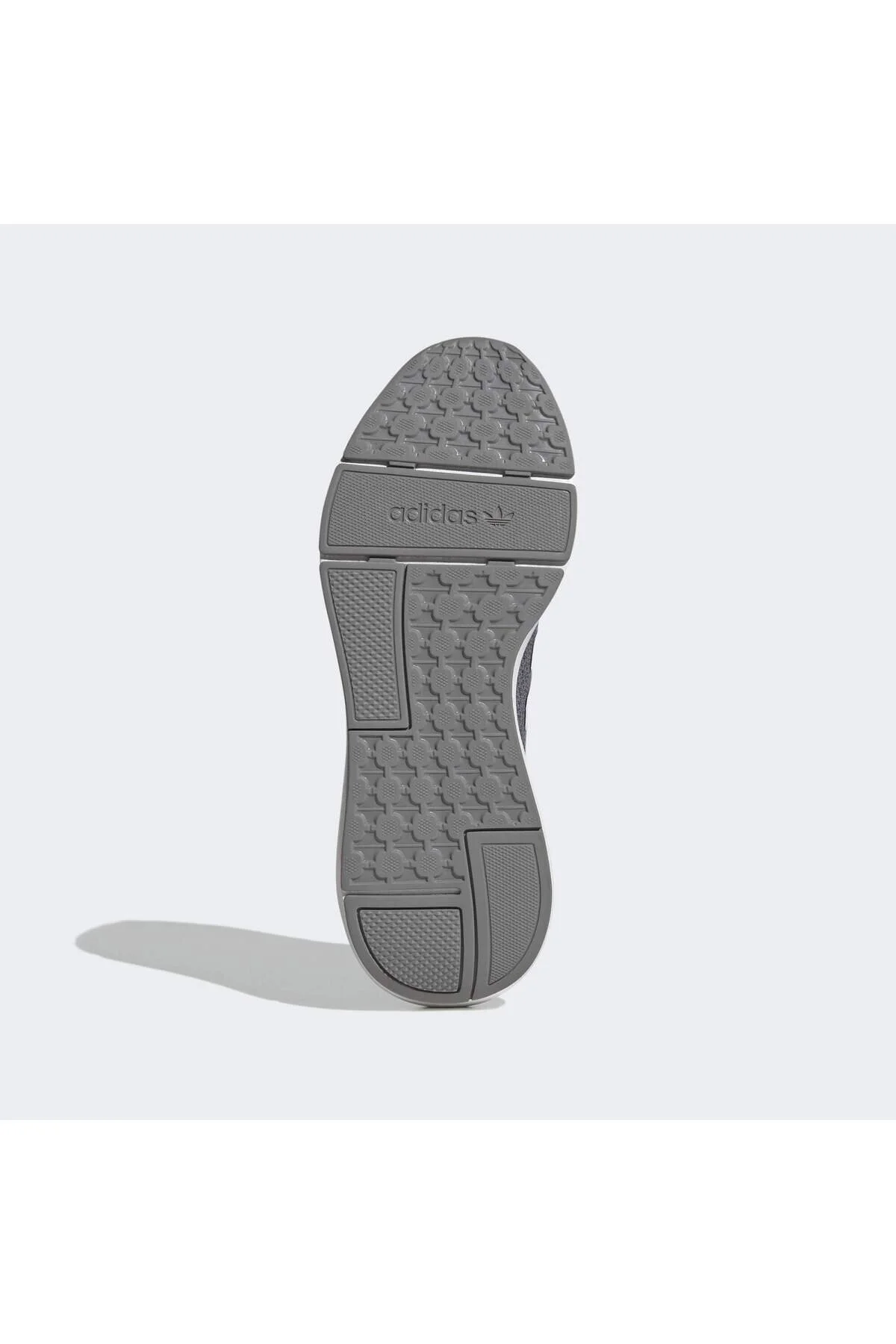 اسنیکر مردانه SWIFT RUN 22 کفش اورجینال آدیداس adidas