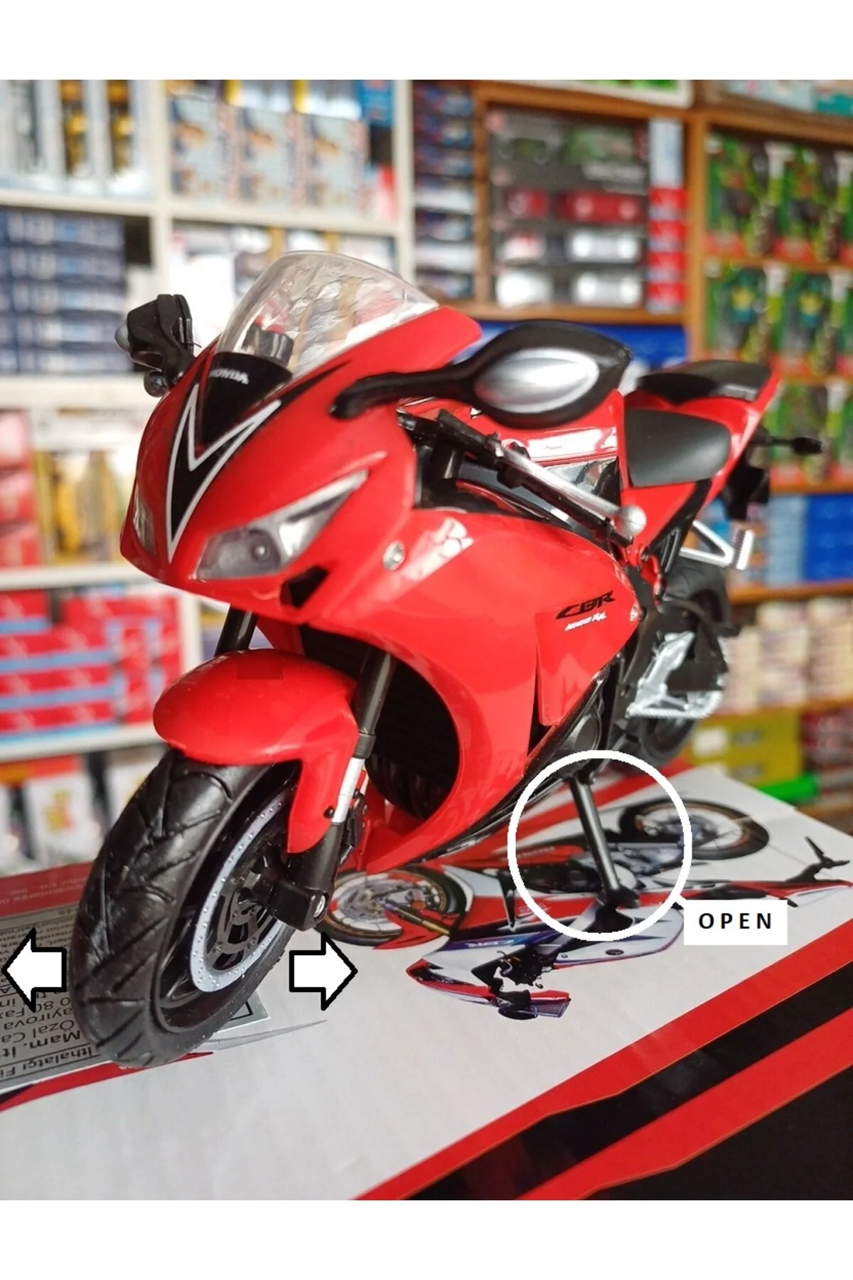 مدل خودرو موتور سیکلت HONDA CBR 1000 RR 1:12 ایستاده است OYUNCAKSAHİLİ
