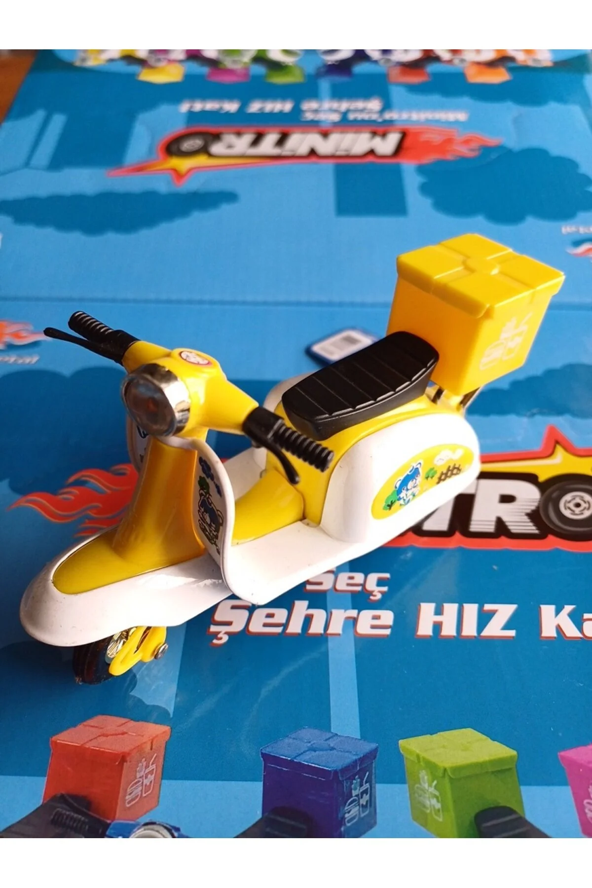 مدل خودرو VESPA PRIMAVERA STYLE DIECAST METAL COLLEXIS موتور سیکلت اسباب بازی زرد 12CM OYUNCAKSAHİLİ