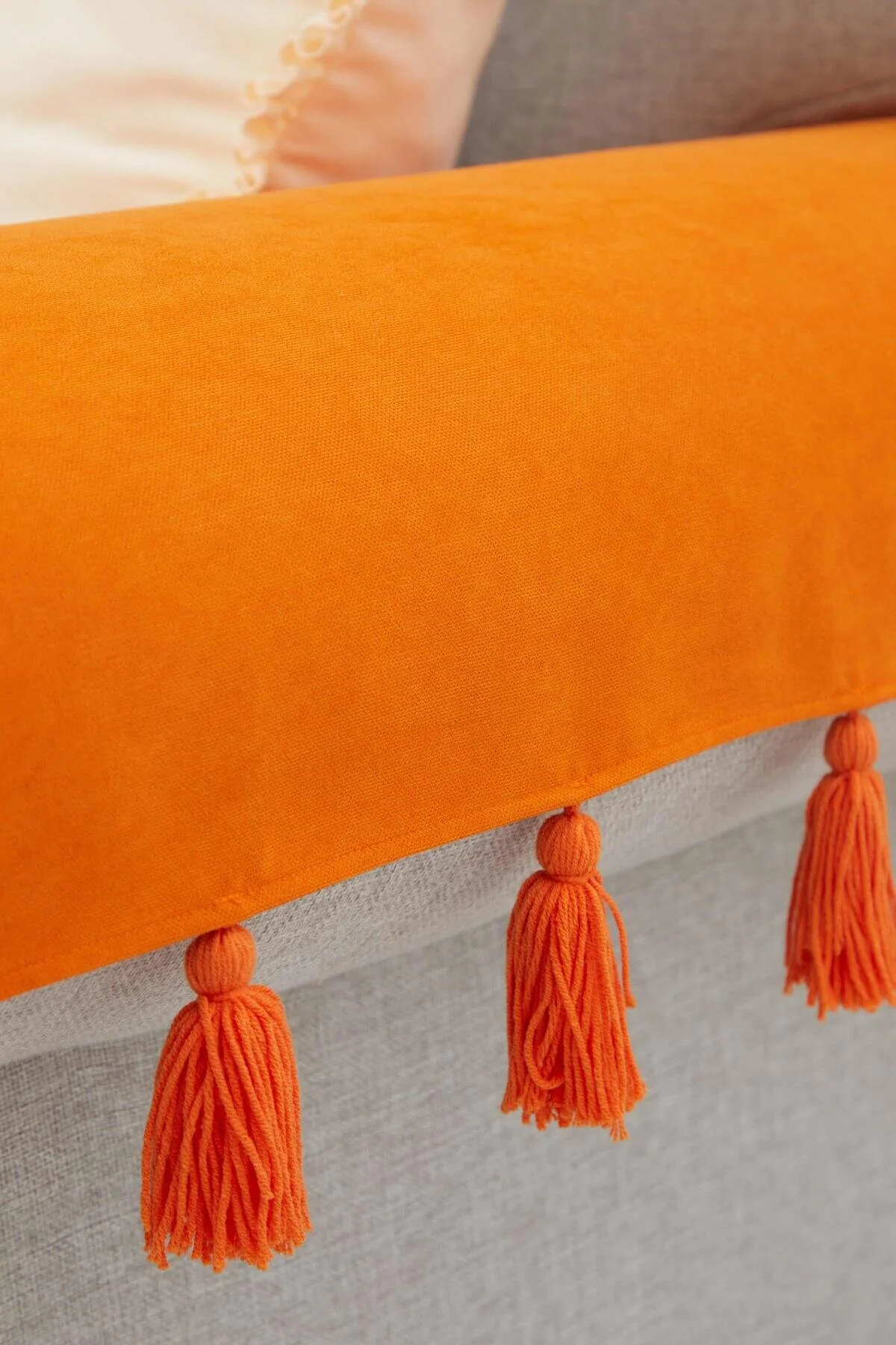 روکش مبل نارنجی 2 قطعه Tassel مجموعه 65X55 سانتی متر Kc 4  Aisha's Design