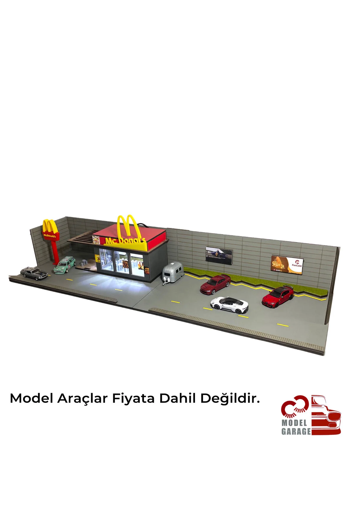 مدل خودرو 1 64 SCALE MC DONALD'S DIORAMA PARKING LOT DIECAST ماشین قفسه نمایشگر TOY اورجینال ÜRETİM
