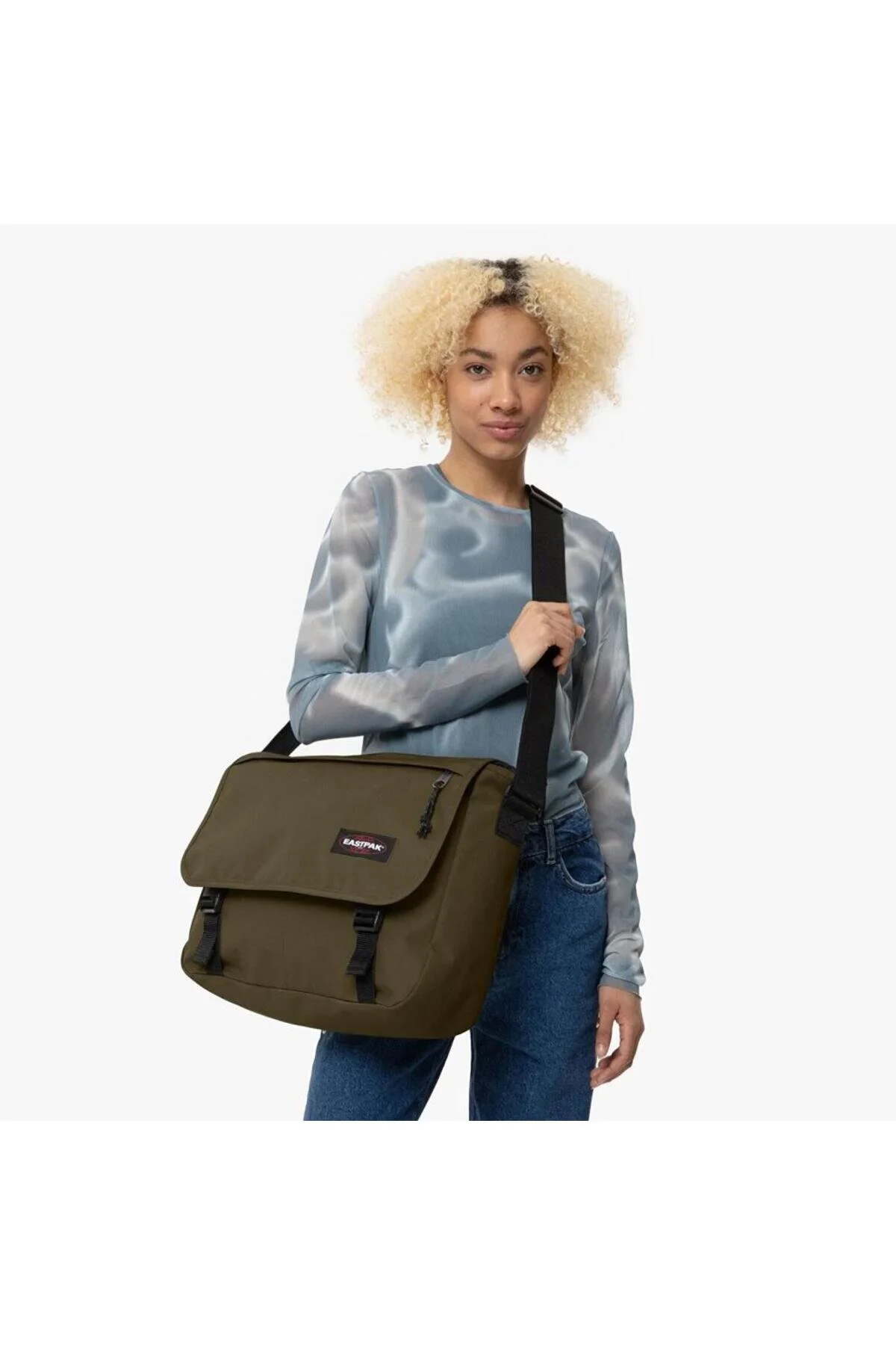 کیف پیام رسان نماینده صلیب پستی ارتش زیتون J32 Eastpak