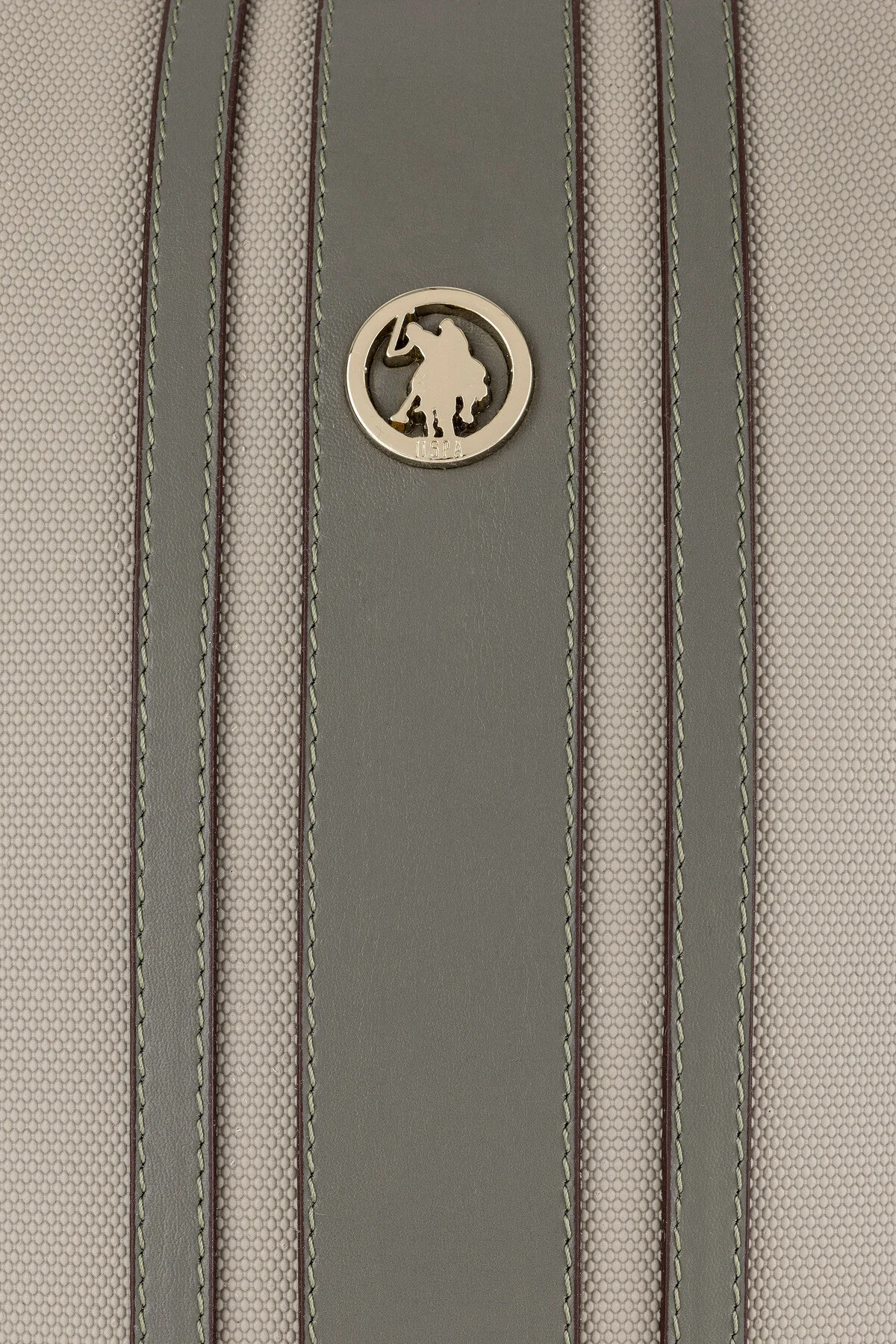 کوله پشتی زنانه رنگی با طراحی روزمره و مقاوم در برابر استفاده طولانی U.S. Polo Assn.
