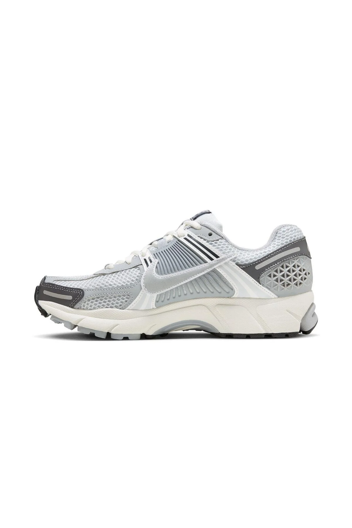 کفش زنانه Zoom Vomero 5 ورزشیFd9919001 نایک Nike