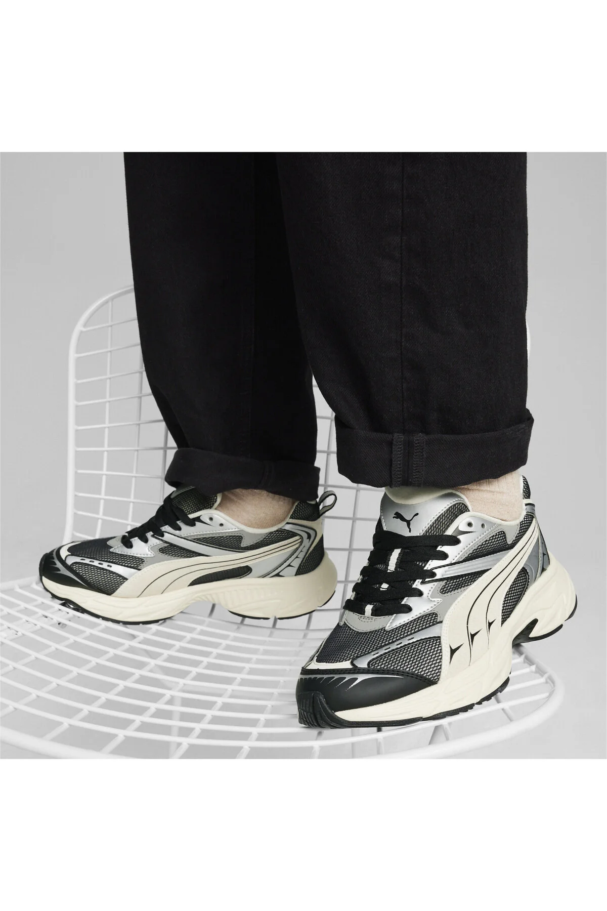 کفش مردانه زنانه یونیسکس ورزشی سیاه یکپارچهسازی با سیستمعامل و پوما Puma