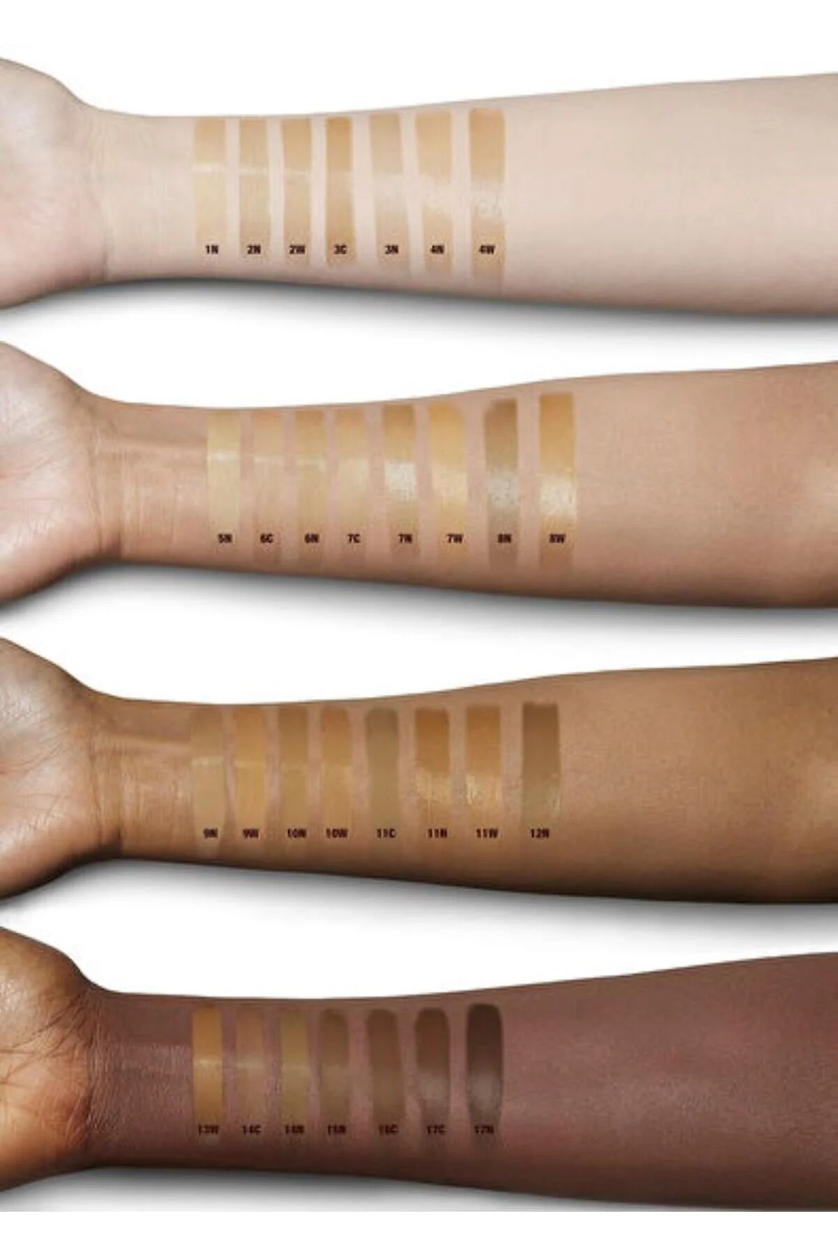کرم پودر بنیاد آبرسان زیبا پوست اسید هیالورونیک به وضوح تابش 30 میل charlotte tilbury