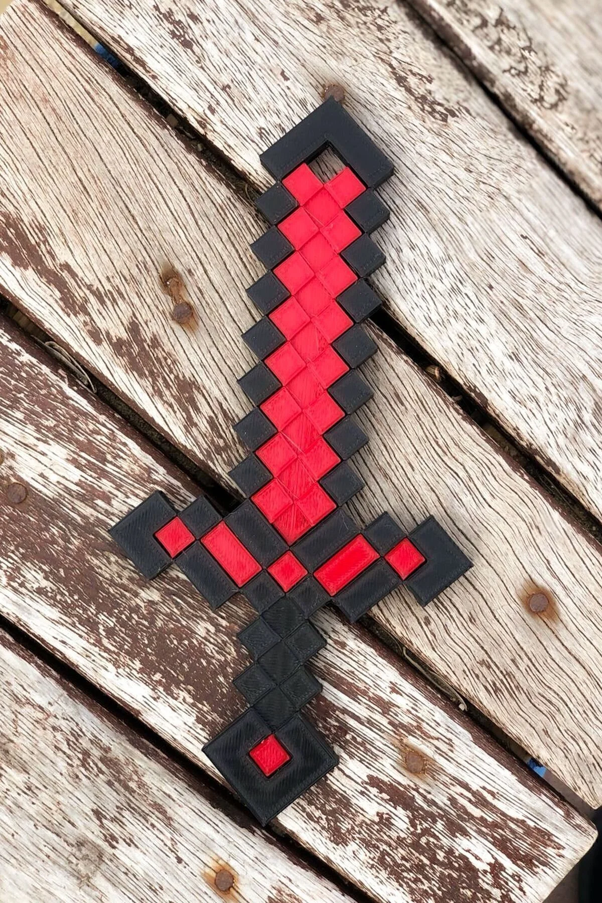 فیگور BURSA3DFILAMENT MINECRAFT RED STONE SWORD 25CM REDSTONE Genel Markalar