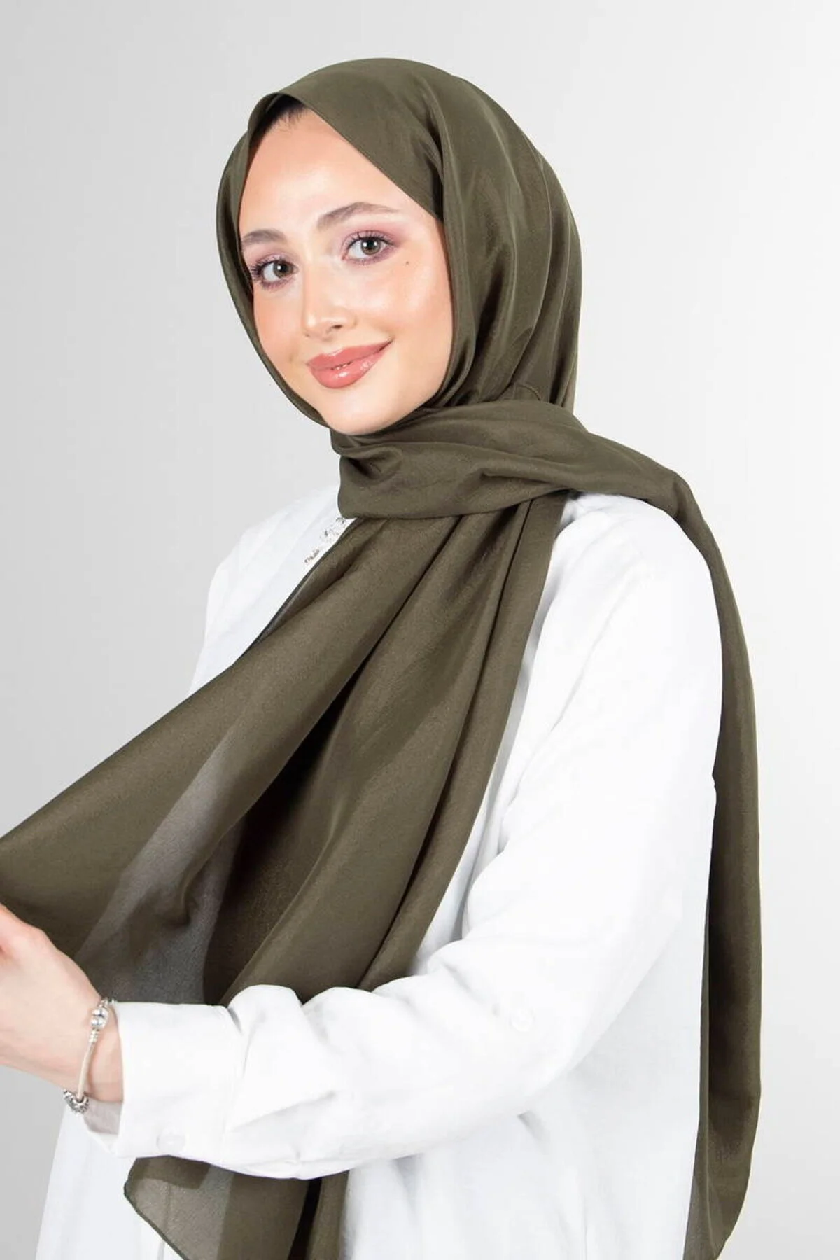 شال خاکی BRISA VOILE نازک لطیف مناسب برای استفاده خاص و روزانه haremscarfs