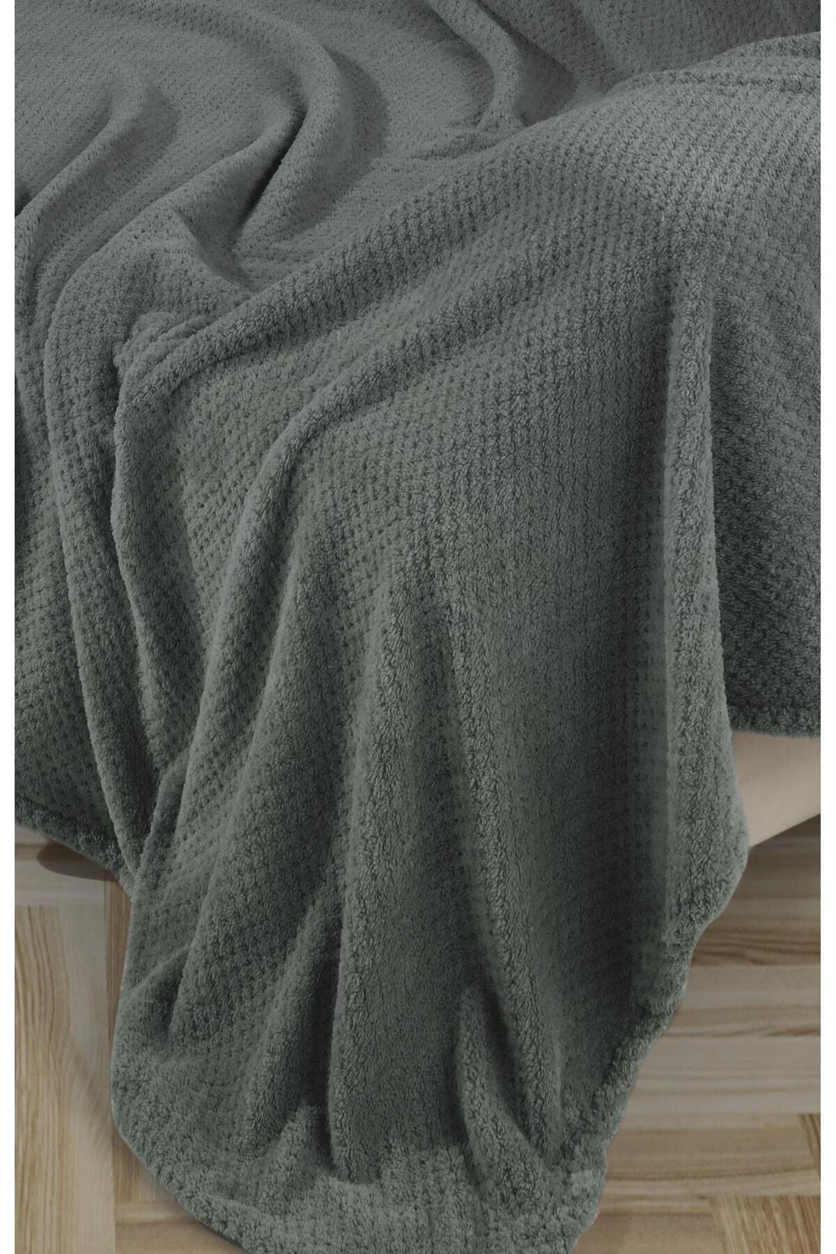 روکش مبل WELLSOFT COVER ARMS GREEN 180X300 2 PCS 45X45 CUSHION CASE LADYNİL