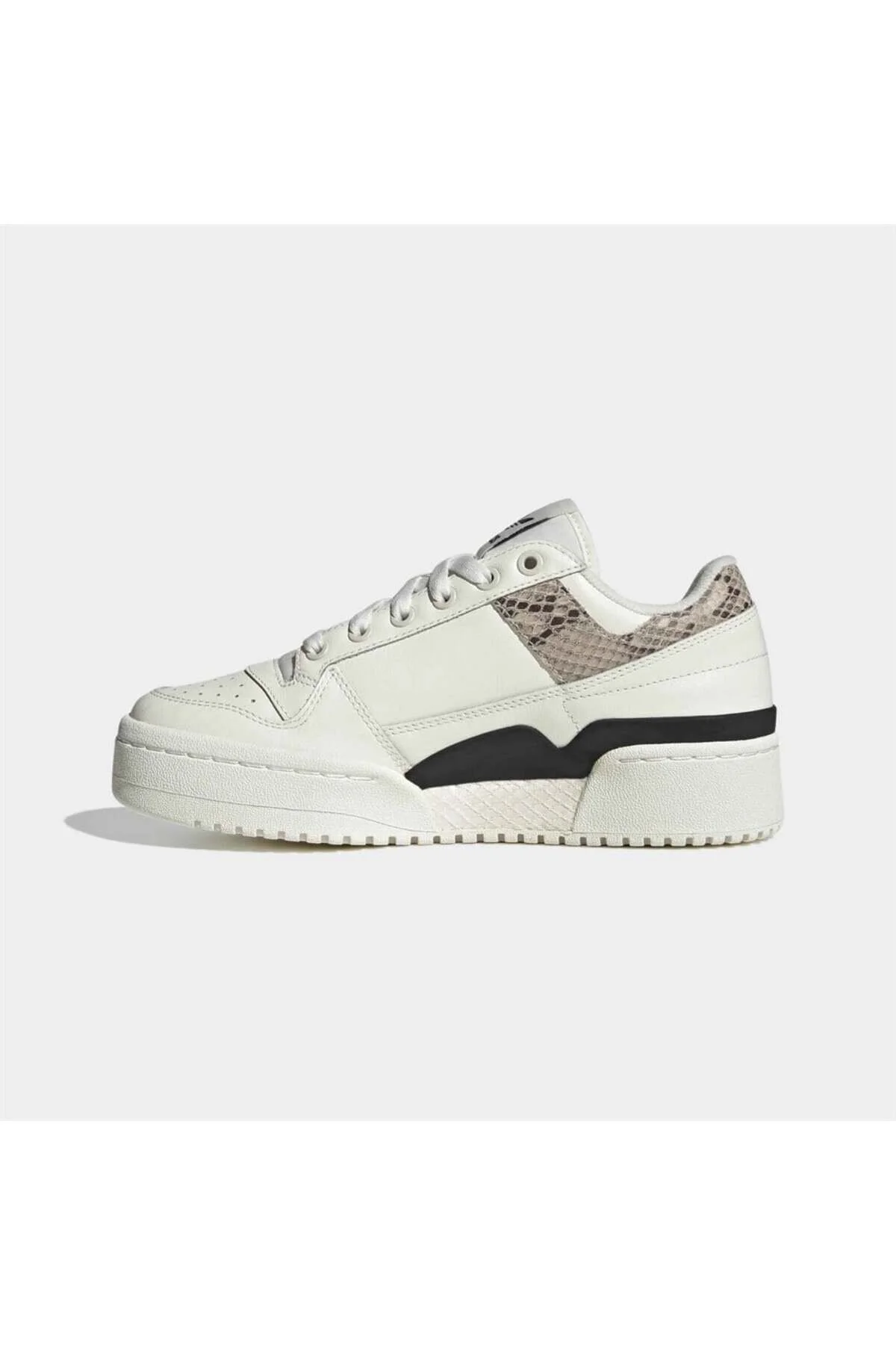 کفش زنانه انجمن جسورانه ورزشی روزانه آدیداس adidas