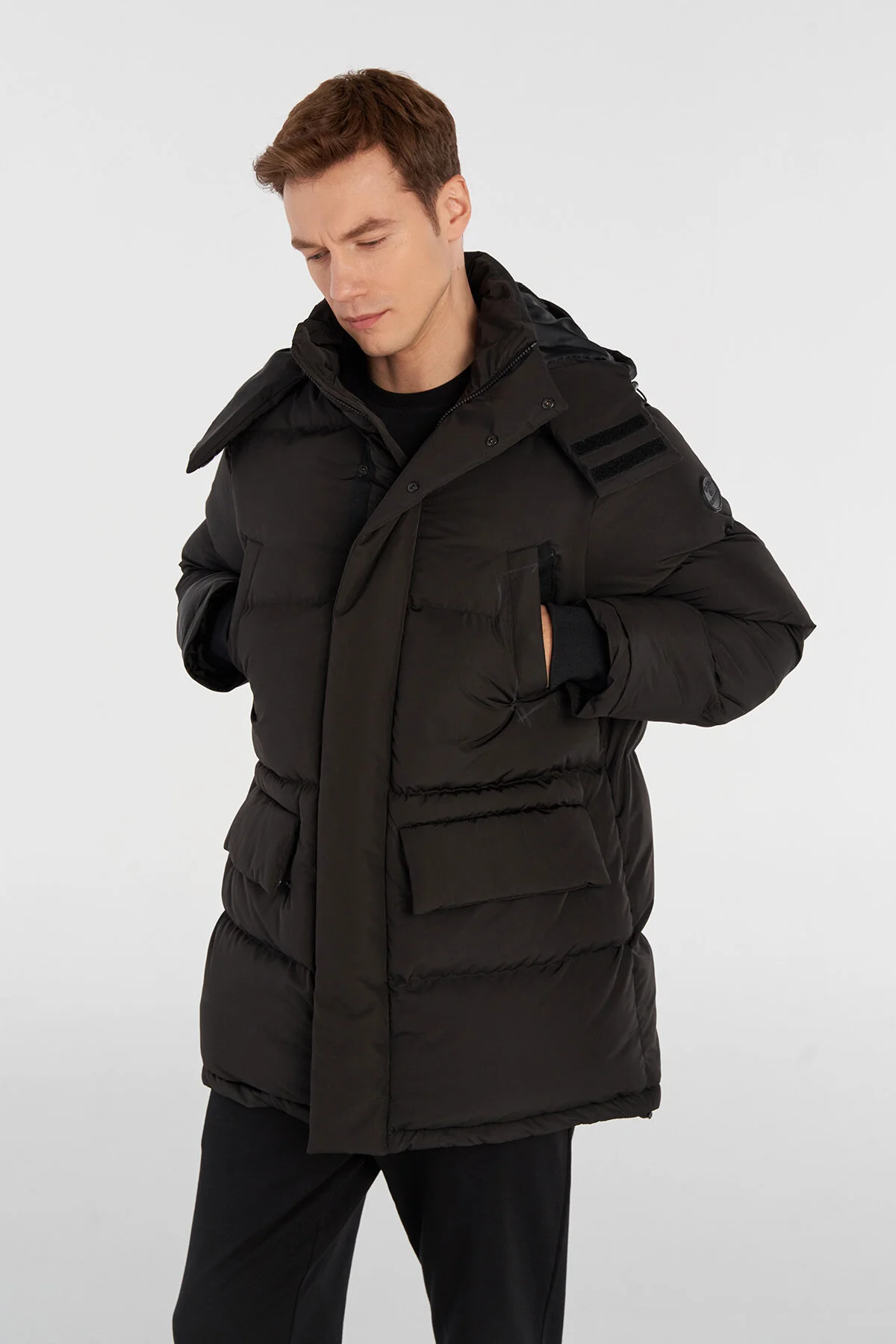 کاپشن ورزشی مشکی مردانه کت هومل اورجینال hummel