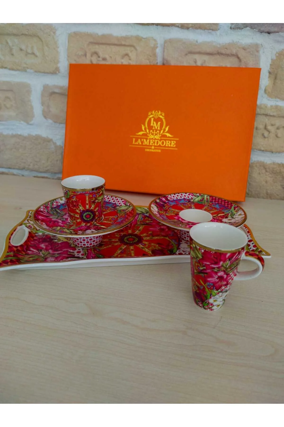 فنجان قهوه چند رنگ الگوی لیلیوم سینی چینی 2 مجموعه  LAMEDORE