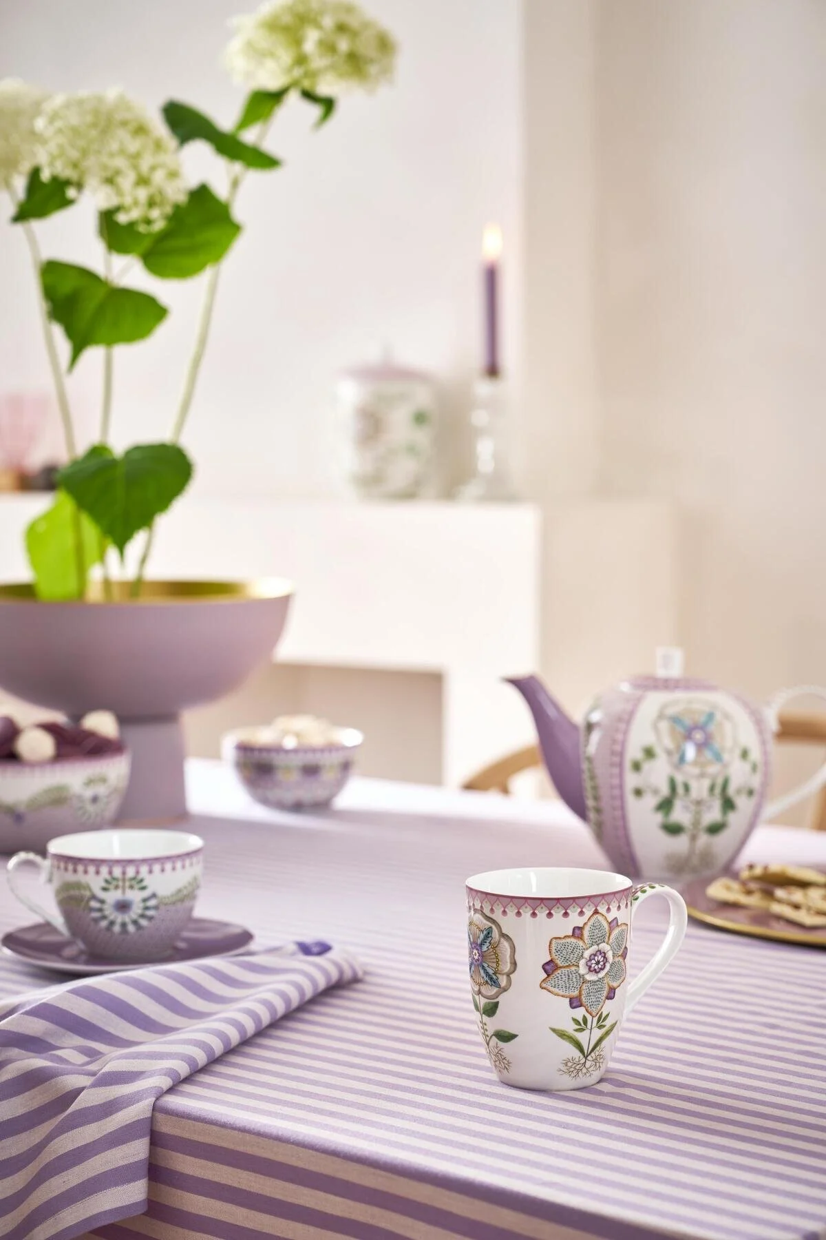 ماگ لیلی و لوتوس PURPLE PORCELAIN CUP 350 میلی لیتر Pip Studio