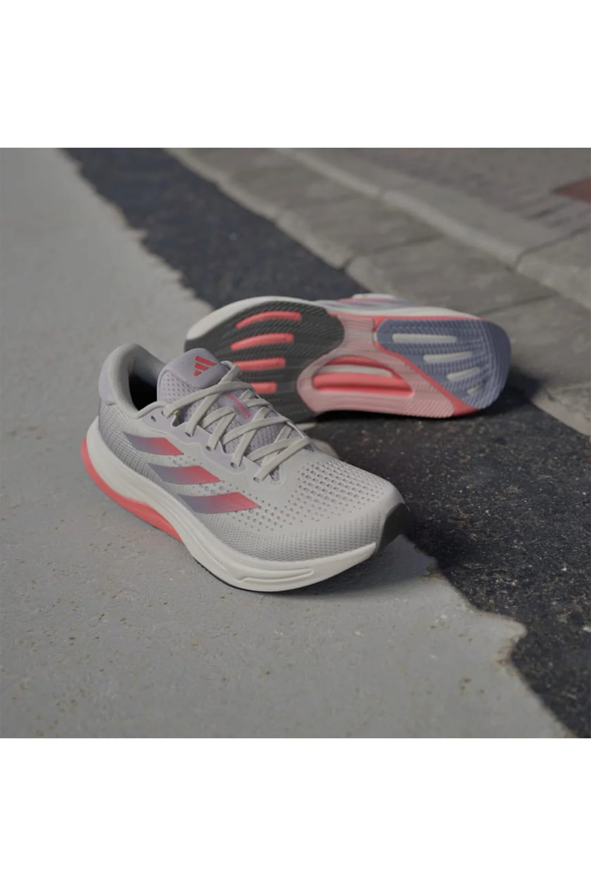 Supernova Solution کفش رانینگ جاده زنانه آدیداس adidas