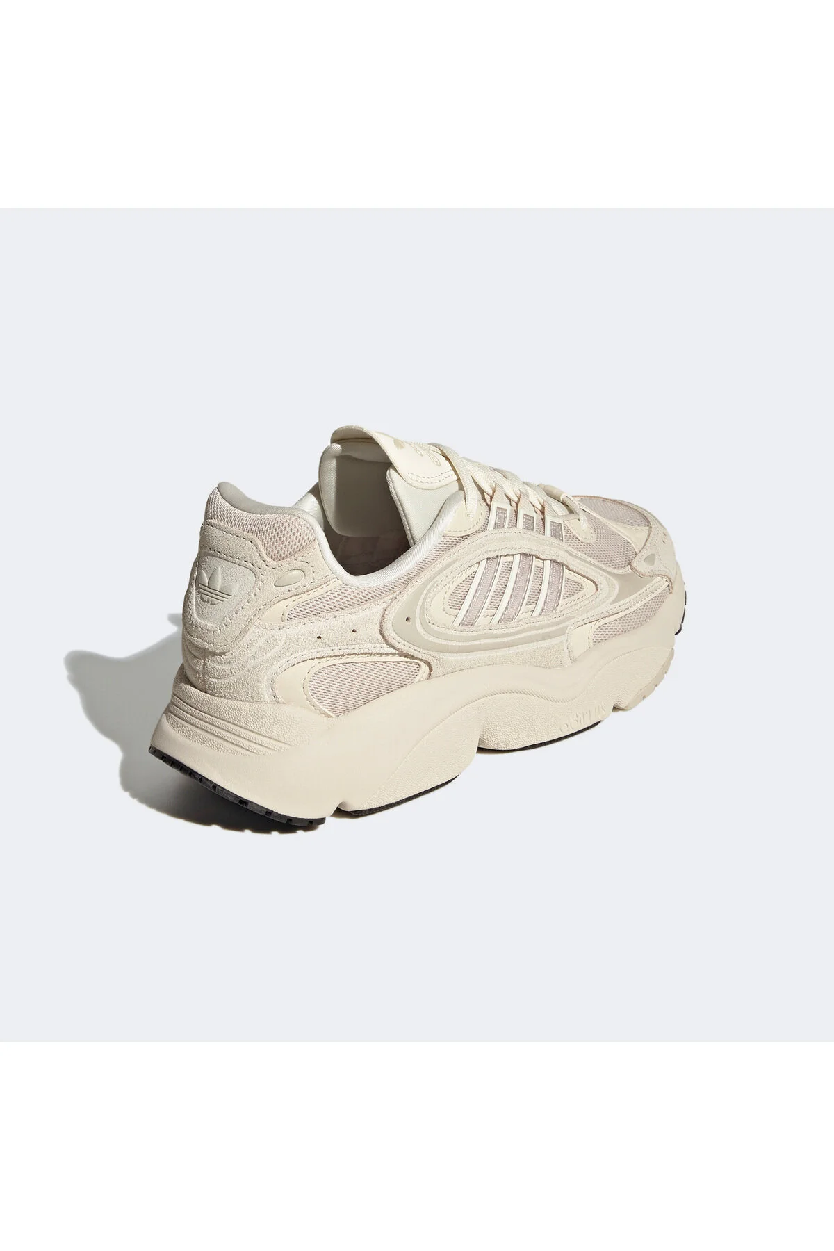 کفش زنانه Ozmillen W ورزشی بژ آدیداس adidas