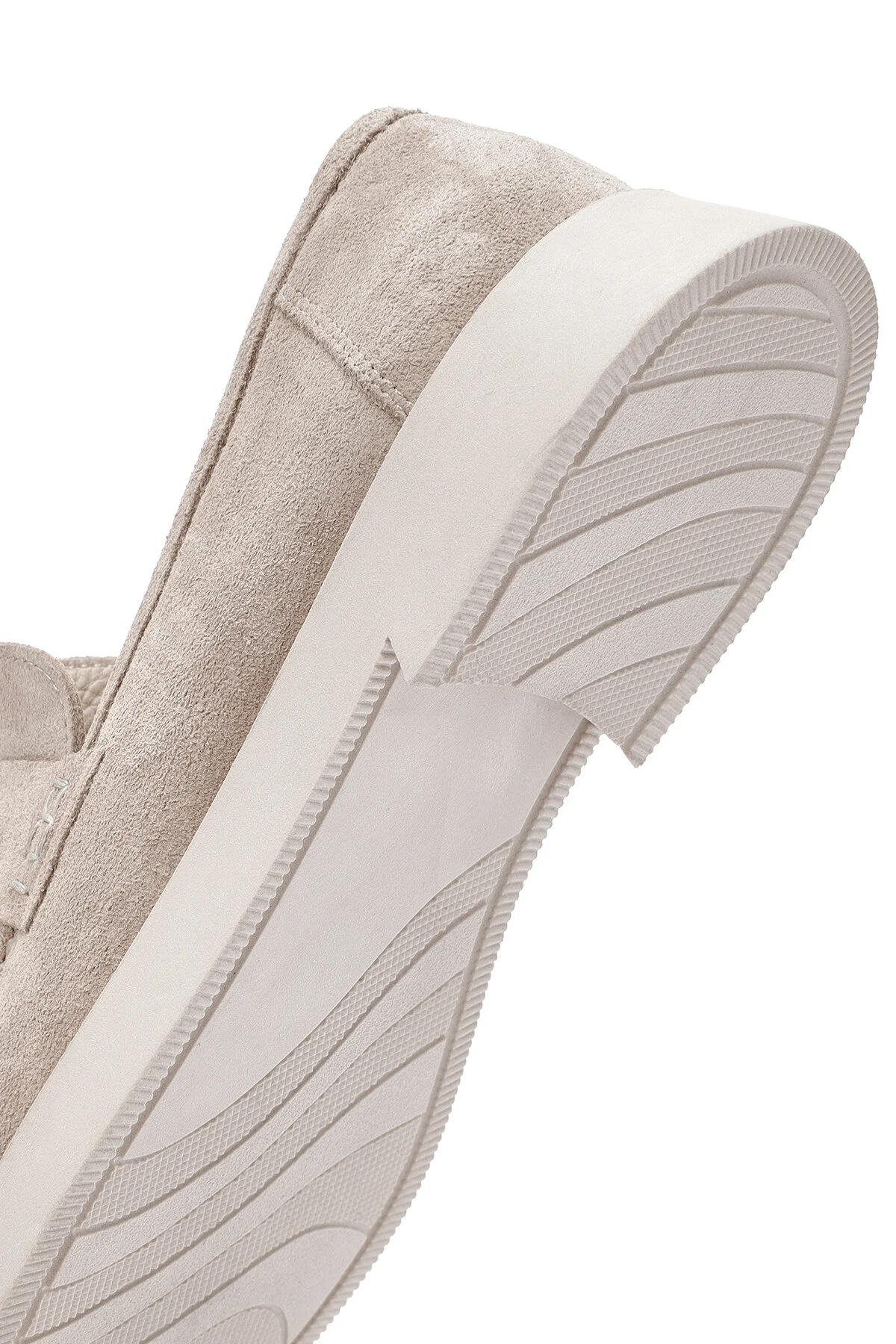 کفش زنانه رنگ بژ Süet Leater Masculine Loafer دریمود Derimod