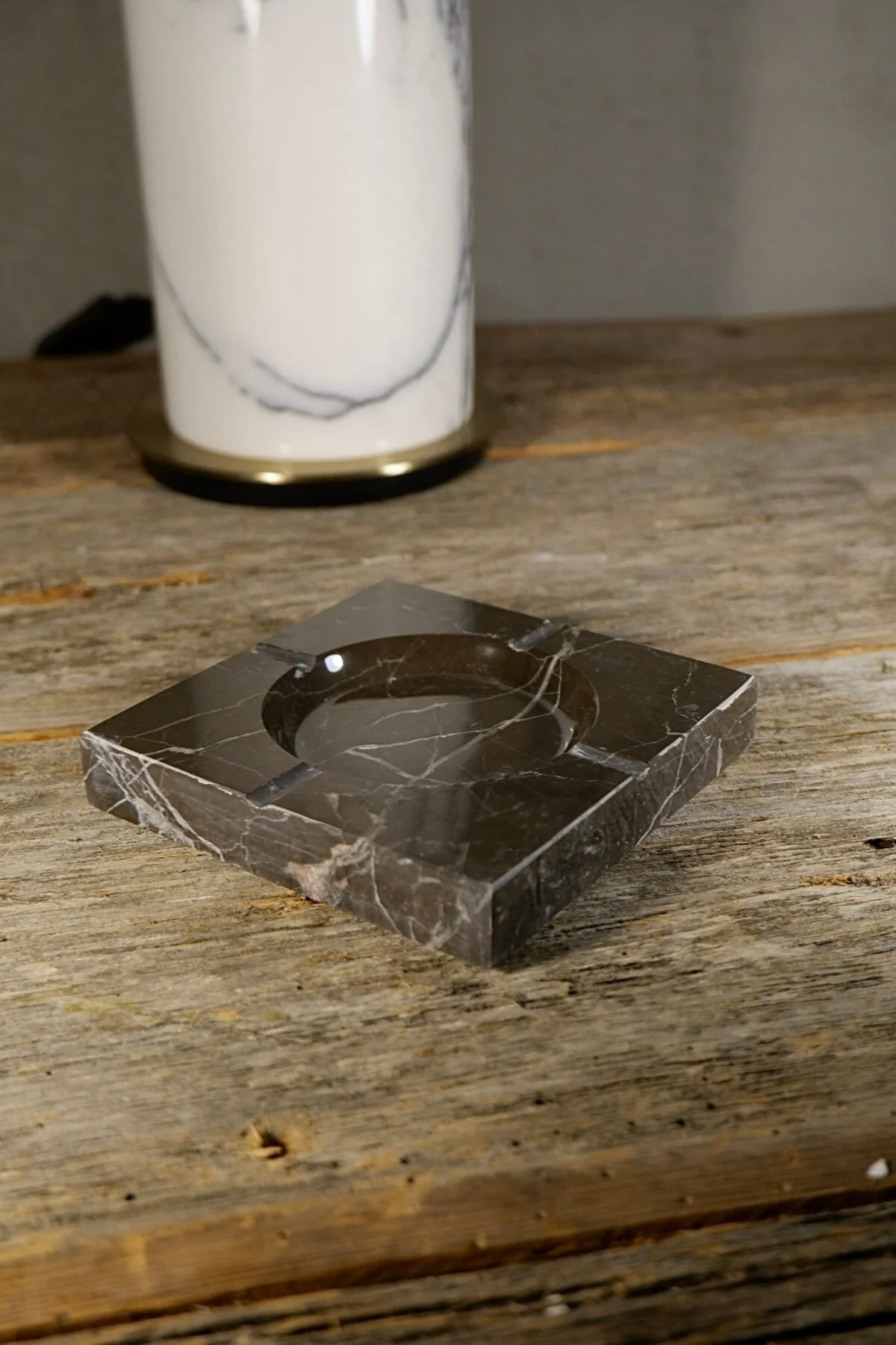 زیرسیگاری زیتون AVANT GARDE MARBLE ASHTRAY 12 X 2 CM Voodo Concept