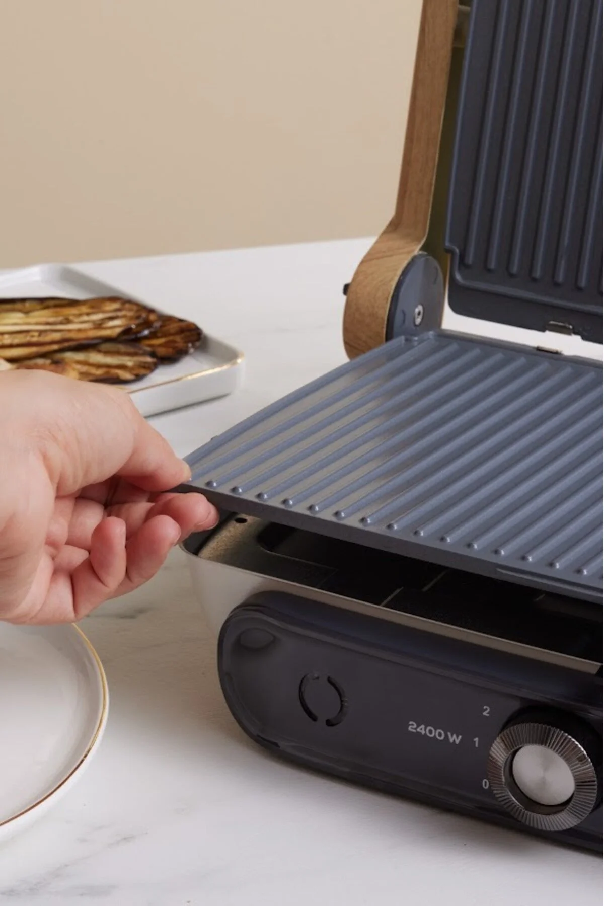 دستگاه ساندویچ و تست GASTRO GRILL GLASS PREMIUM 2400W TOASTER WOOD CRAFT 6 برش ظرفیت کاراجا Karaca