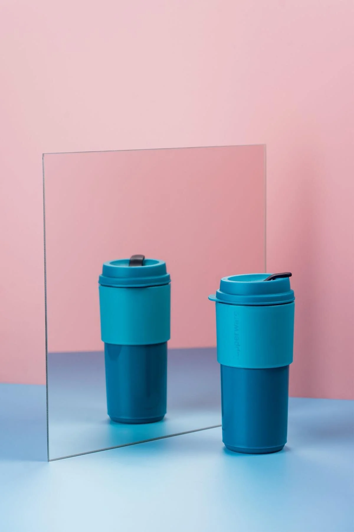 ماگ آبی 2 قطعه همیشه با من فنجان سولوک و ماتارا 490 میل  Tupperware