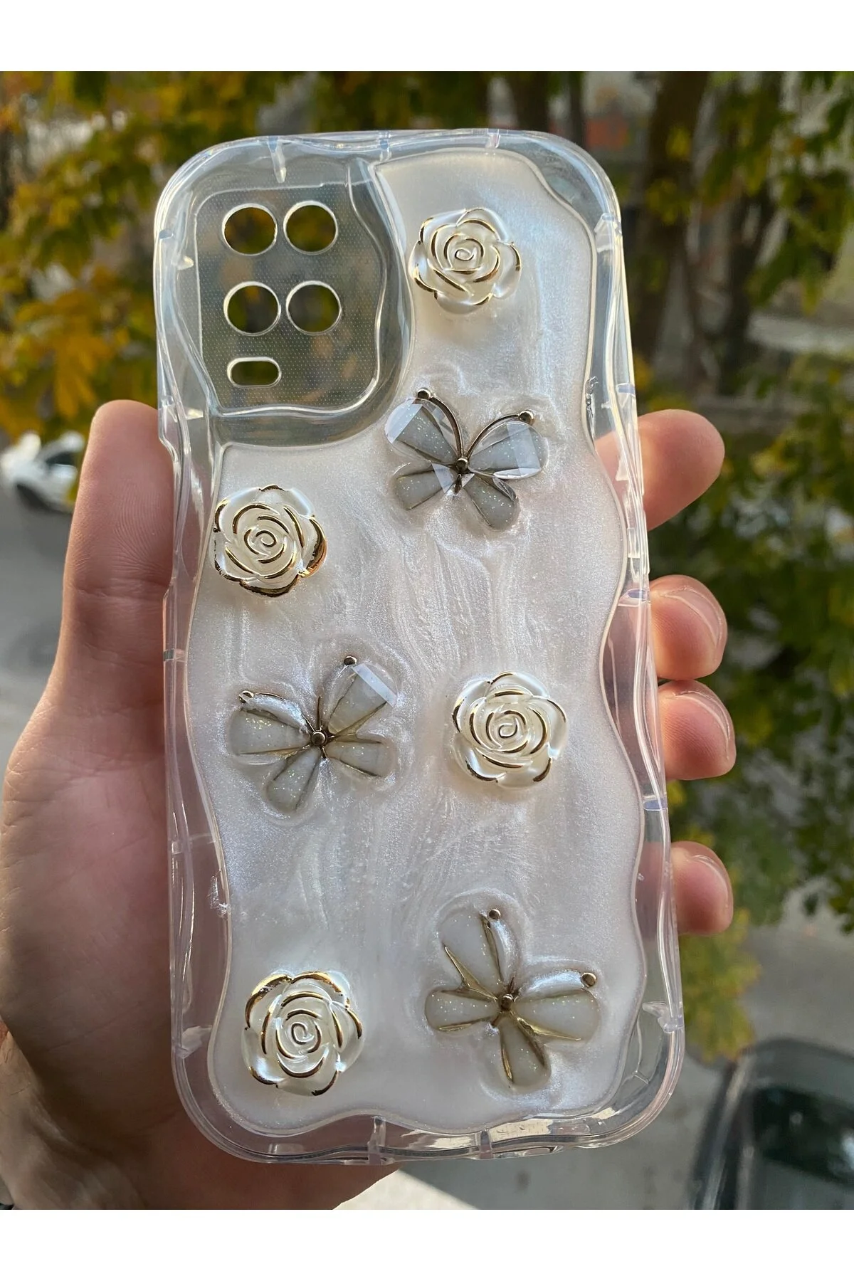 کاور و قاب سازگار OPPO A54 5D برجسته پروانه ای طرح دار لبه های براق شفاف AQUA AKSESUAR