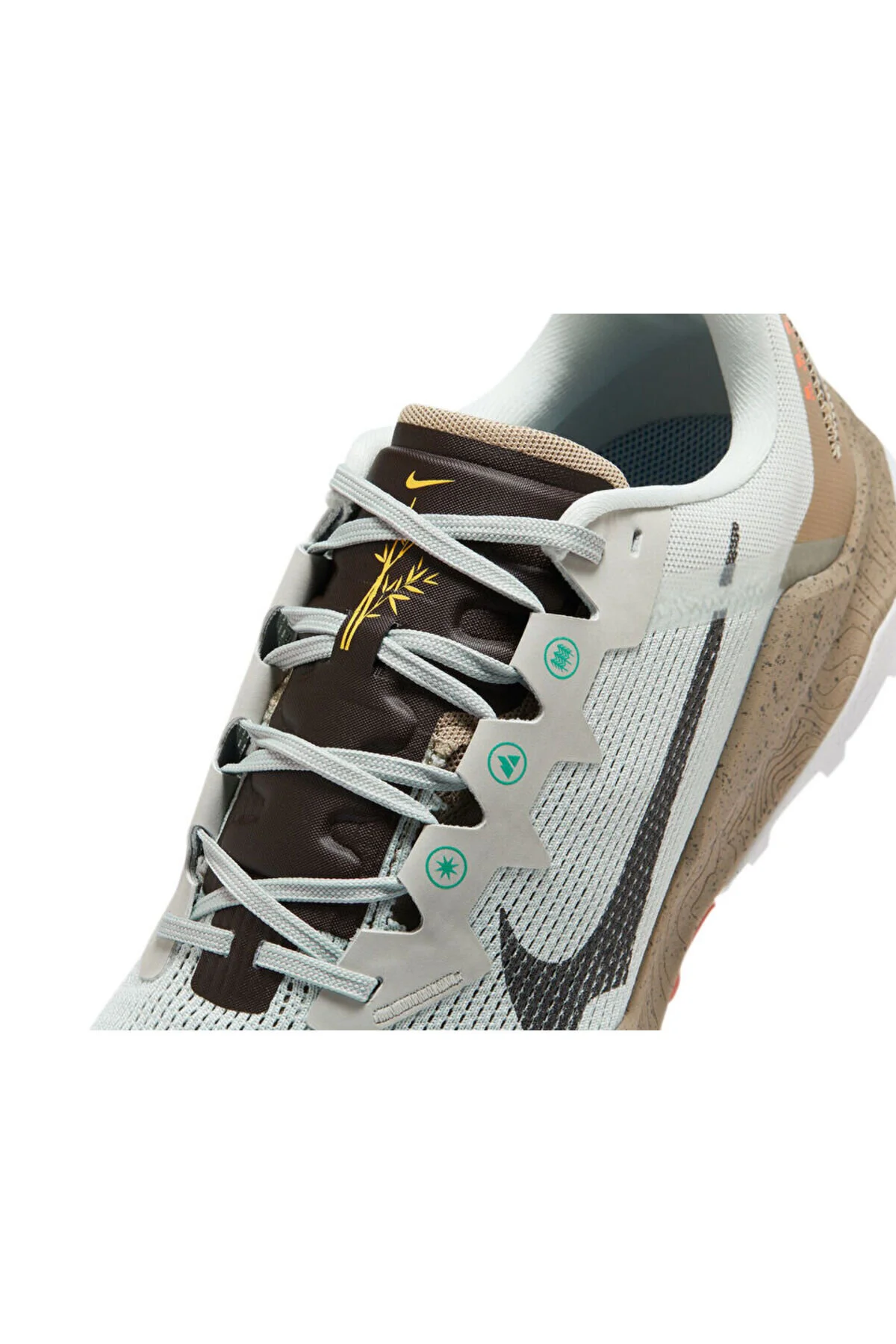 اسنیکر مردانه نوع زمین در حال رانینگ کفش WILDHORSE 8 DR2686 005 سبز نایک Nike