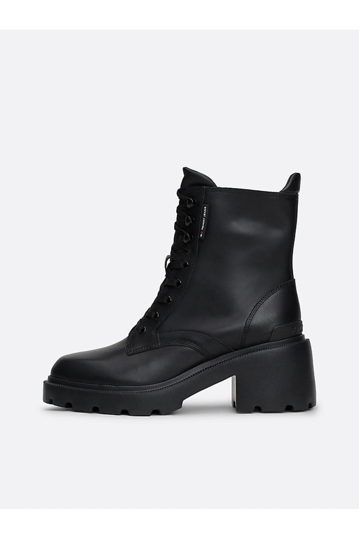 چکمه و بوت آرم با نام تجاری زنان شیک استفاده روزانه برای BOOTIE EN0EN02640 Tommy Hilfiger