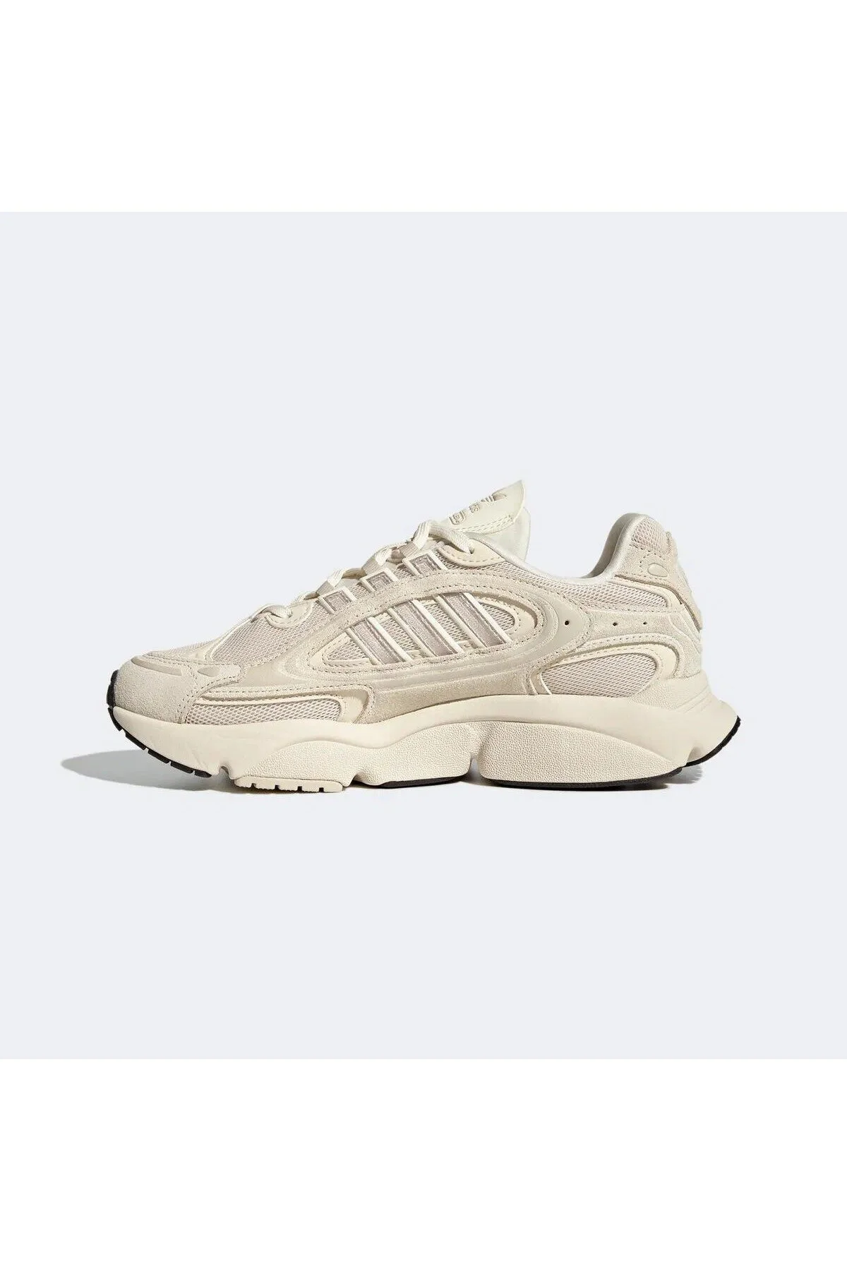 کفش زنانه پیاده روی بژ آدیداس اوزمیلن آدیداس adidas