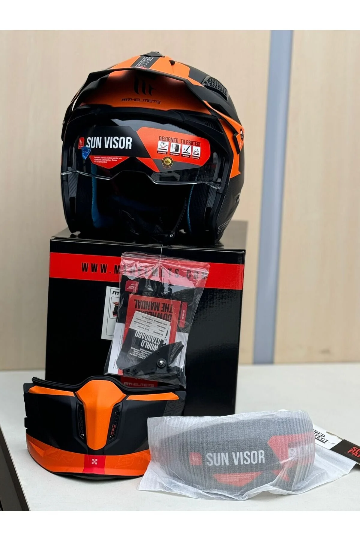 کلاه کاسکت موتورسیکلت چند رنگ ایمنی STREETFIGHTER SV S TOTEM B4 MATT ORANGE HELMET SUN GIFTFINDER MT