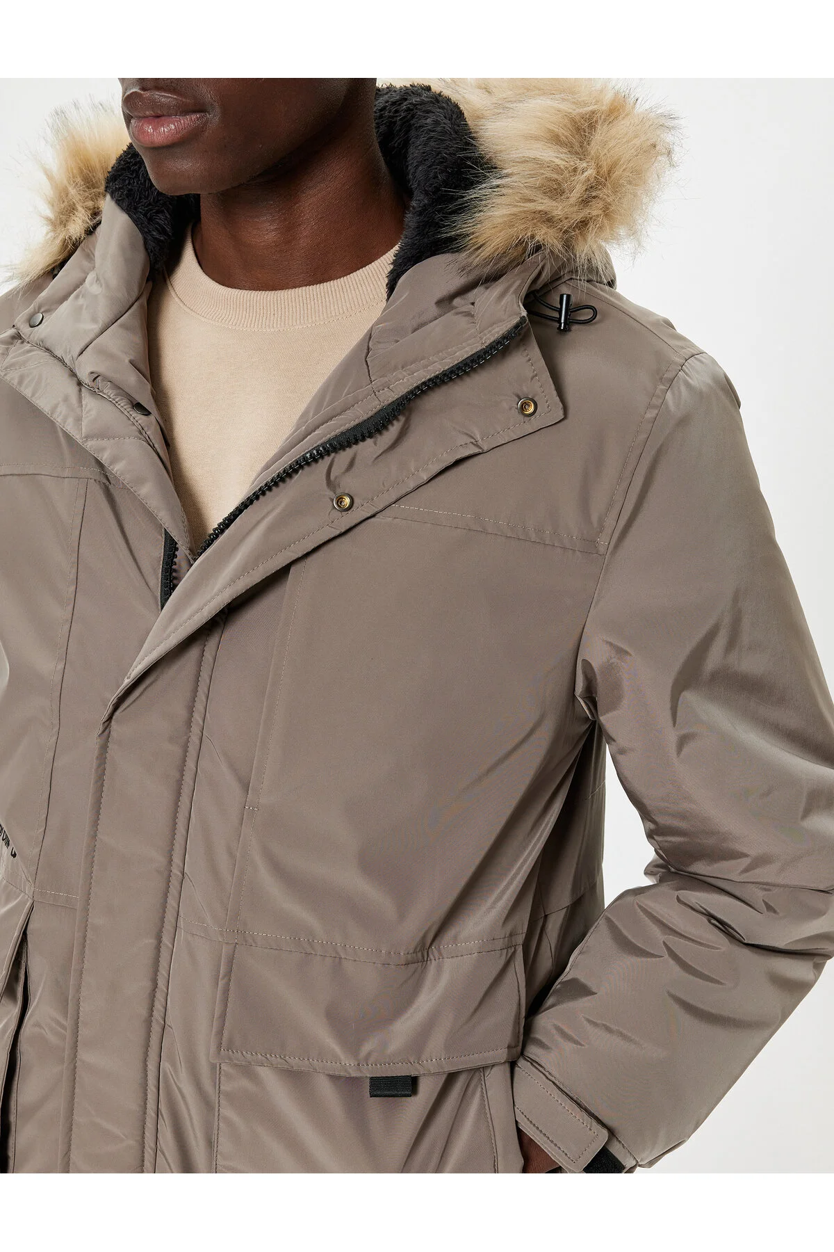 کاپشن ژاکت ANORAK خز مصنوعی با سرپوش باریک و زیپ Koton