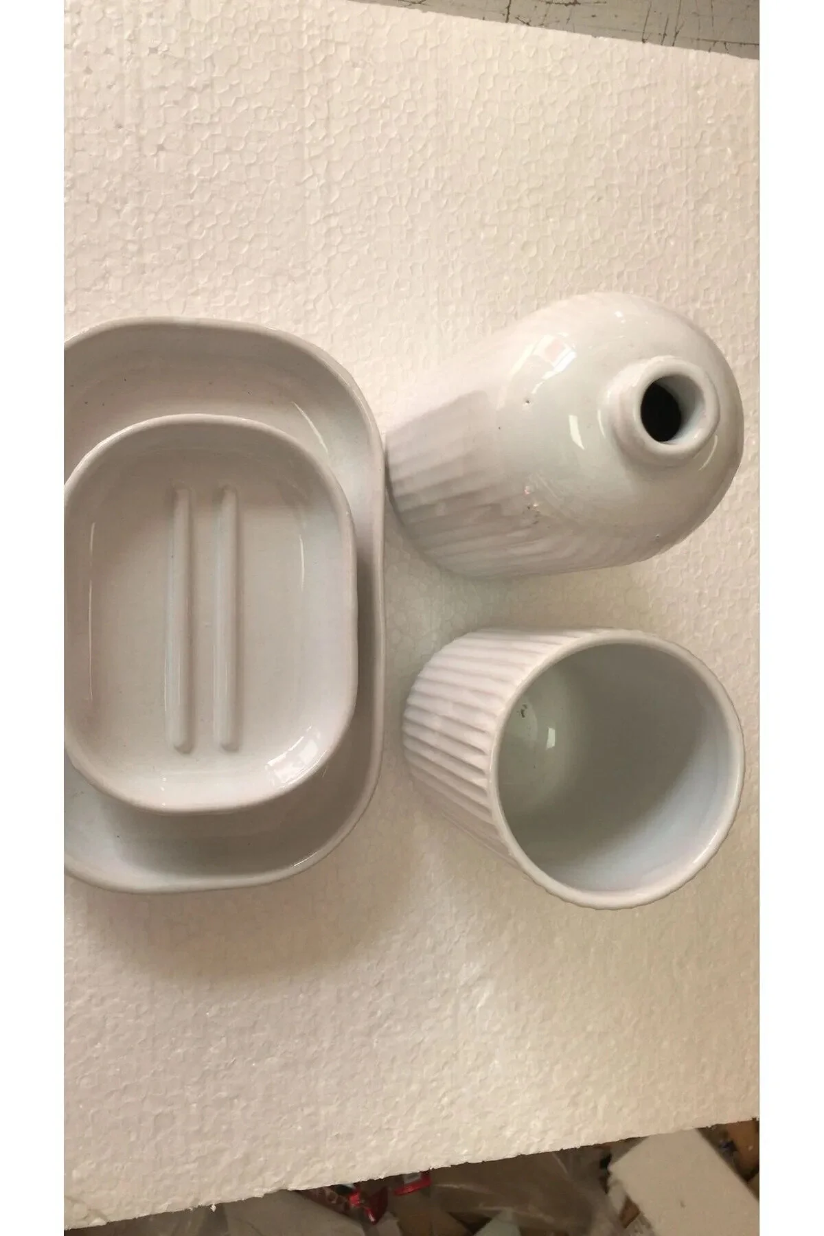 ست حمام محصول معوق مجموعه سرامیکی آتنا 15X7CM+11X7CM+12X9CM+19X12CM بژ English Home