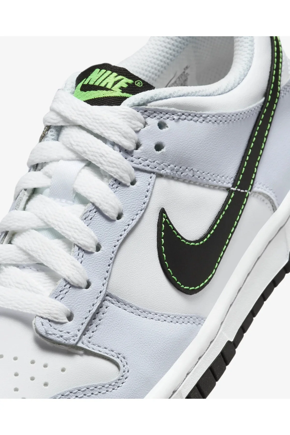 کفش زنانه Dunk Grey Green Strike ورزشی نایک Nike
