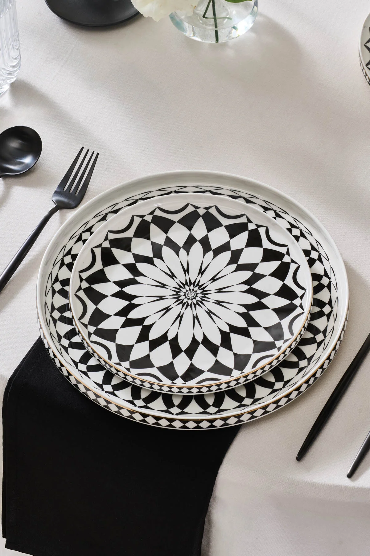 سرویس غذاخوری مجموعه شام ​​سامسارا 24 قطعه 6 نفره کاراجا Karaca