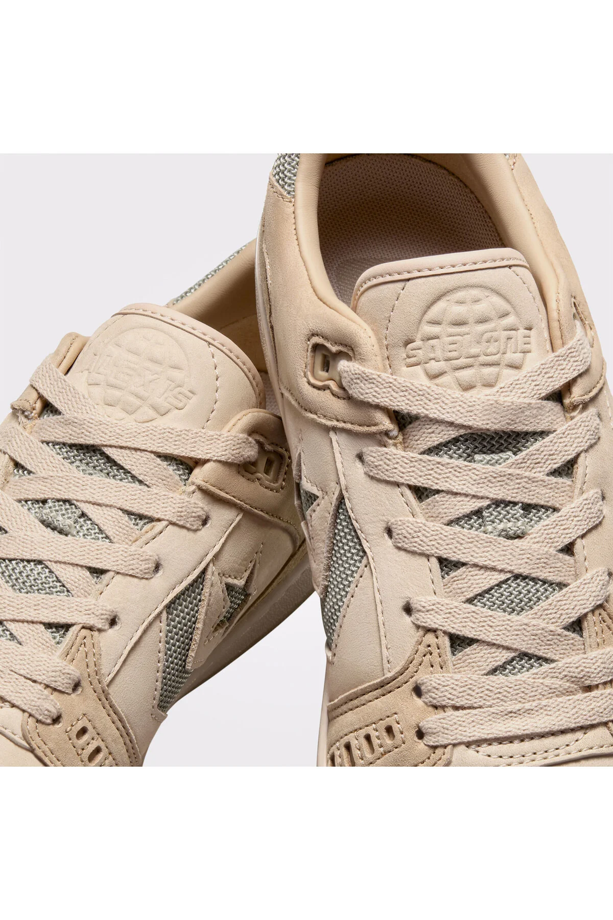 اسنیکر معایب کفش ورزشی یونیسکس بژ AS 1 PRO کانورس Converse