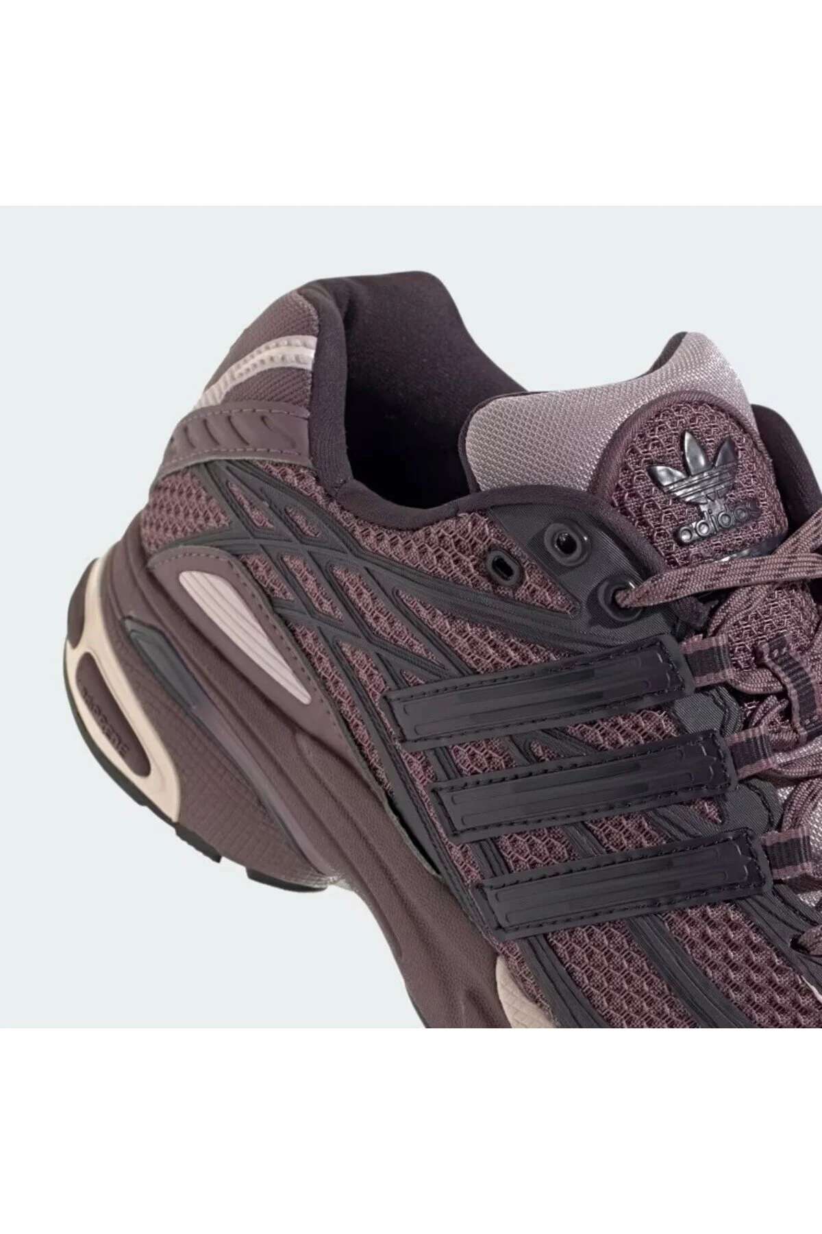 کفش زنانه پیاده روی بنفش Adistar Cushion آدیداس adidas