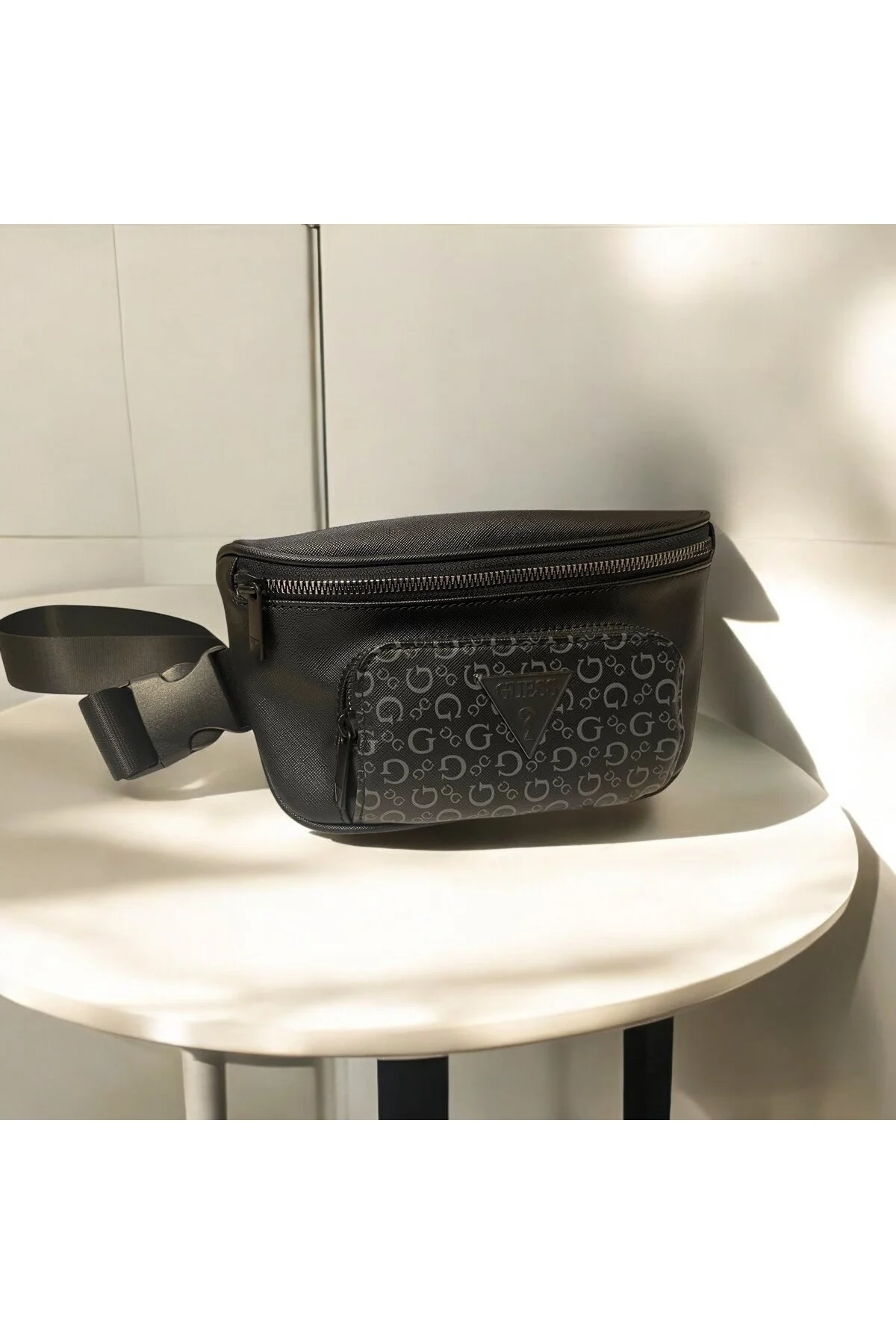 کیف کمری دارسی بامباگ اورجینال گس Guess