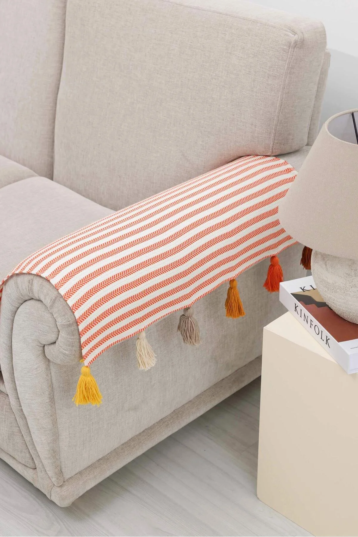 روکش مبل نارنجی 2 Color Tassel Orange Striped مجموعه 65X55 سانتی متر Kc 5  Aisha's Design