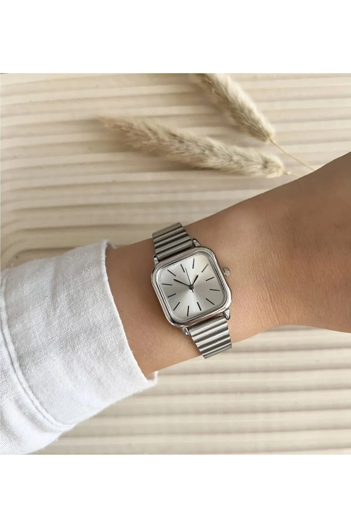 ساعت مچی زنانه نقره ای رنگ فلزی G-Sport POLO