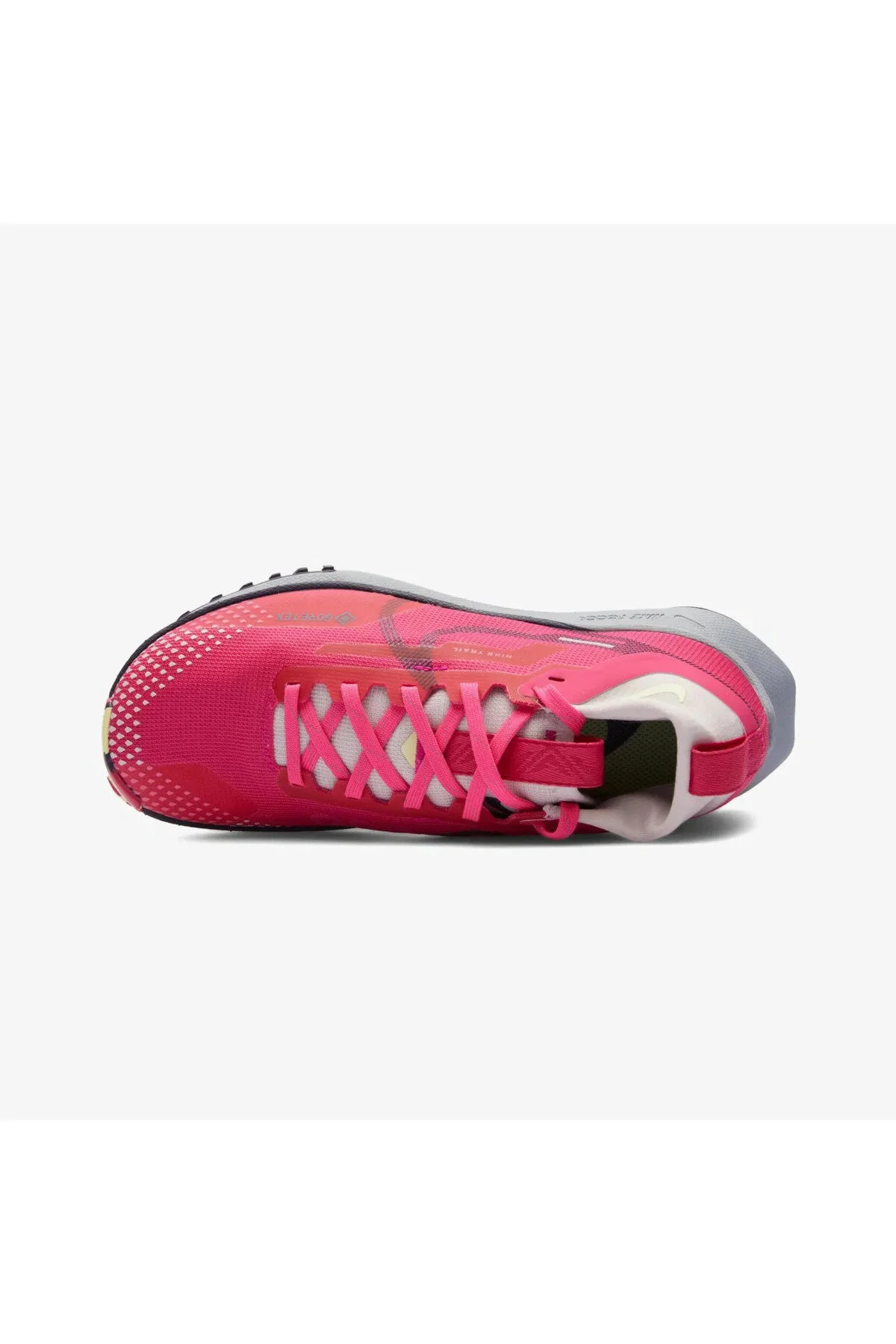 کفش زنانه React Pegasus Trail 4 Goretex دویدن صورتی نایک Nike