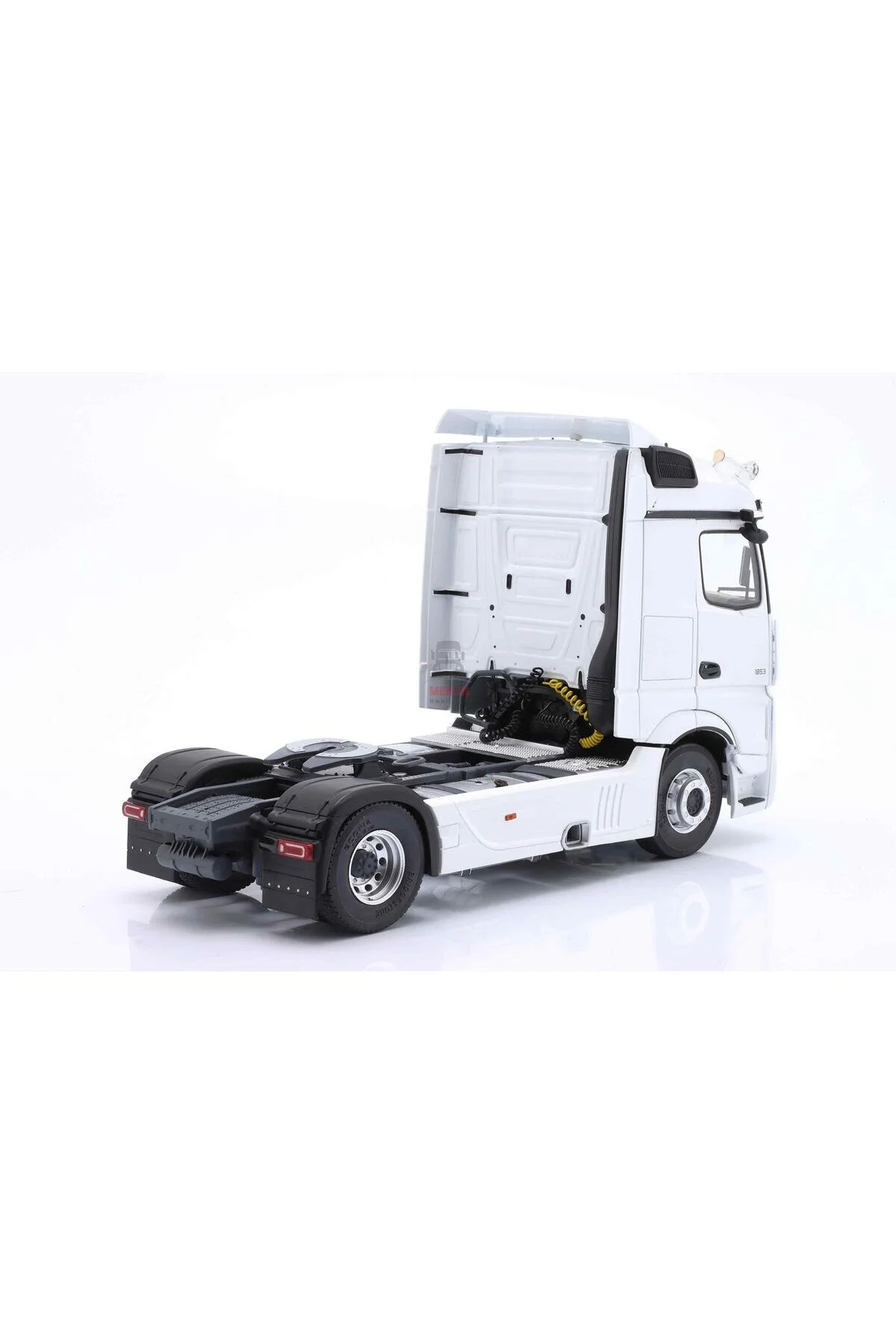 مدل خودرو 1 24 مرسدس بنز ACTROS L 1853 رنگ سفید SOLIDO Solido