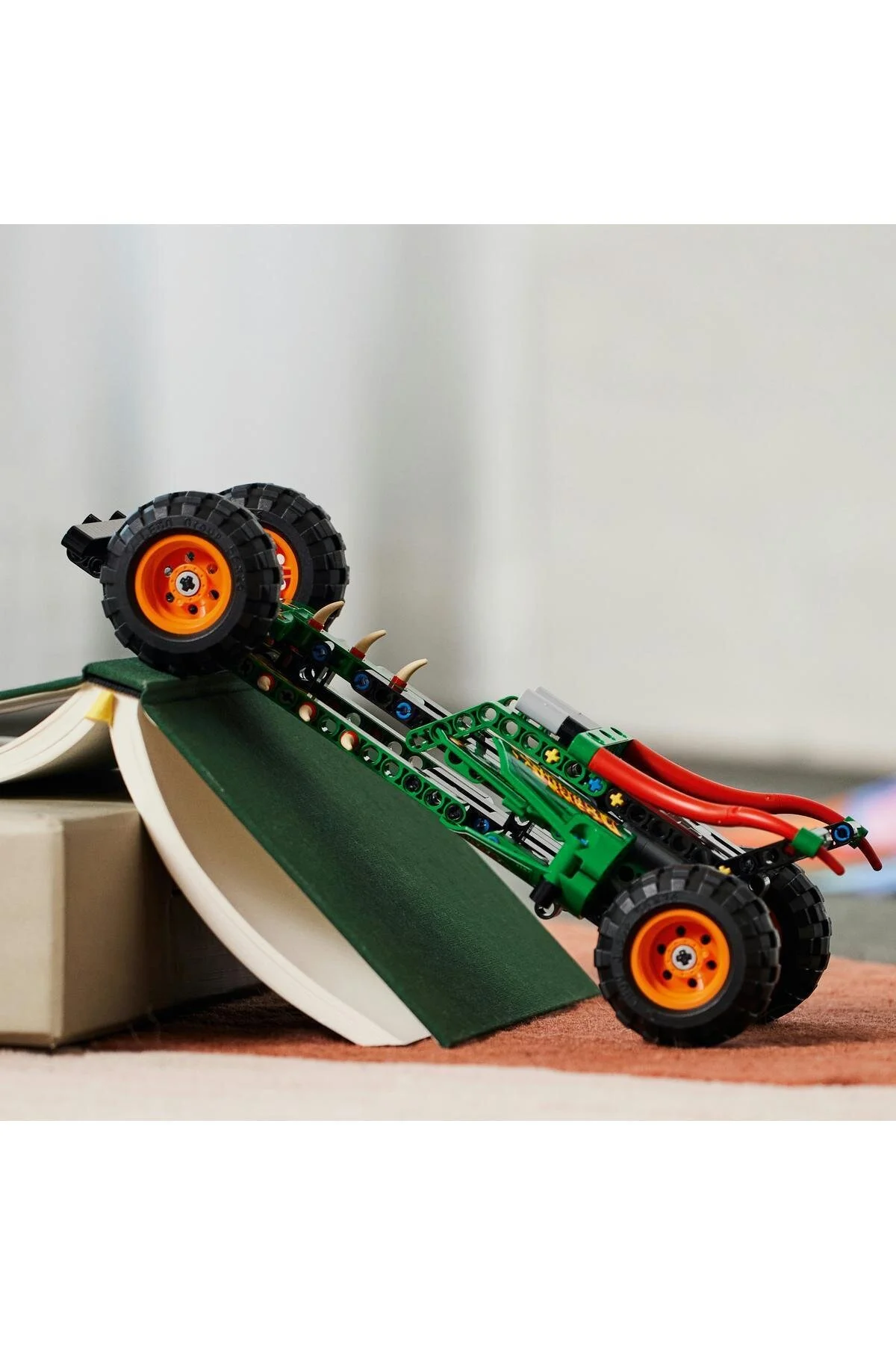 اسباب بازی های آموزشی TECHNIC MONSTER JAM™ DRAGON™ 42149 اورجینال LEGO