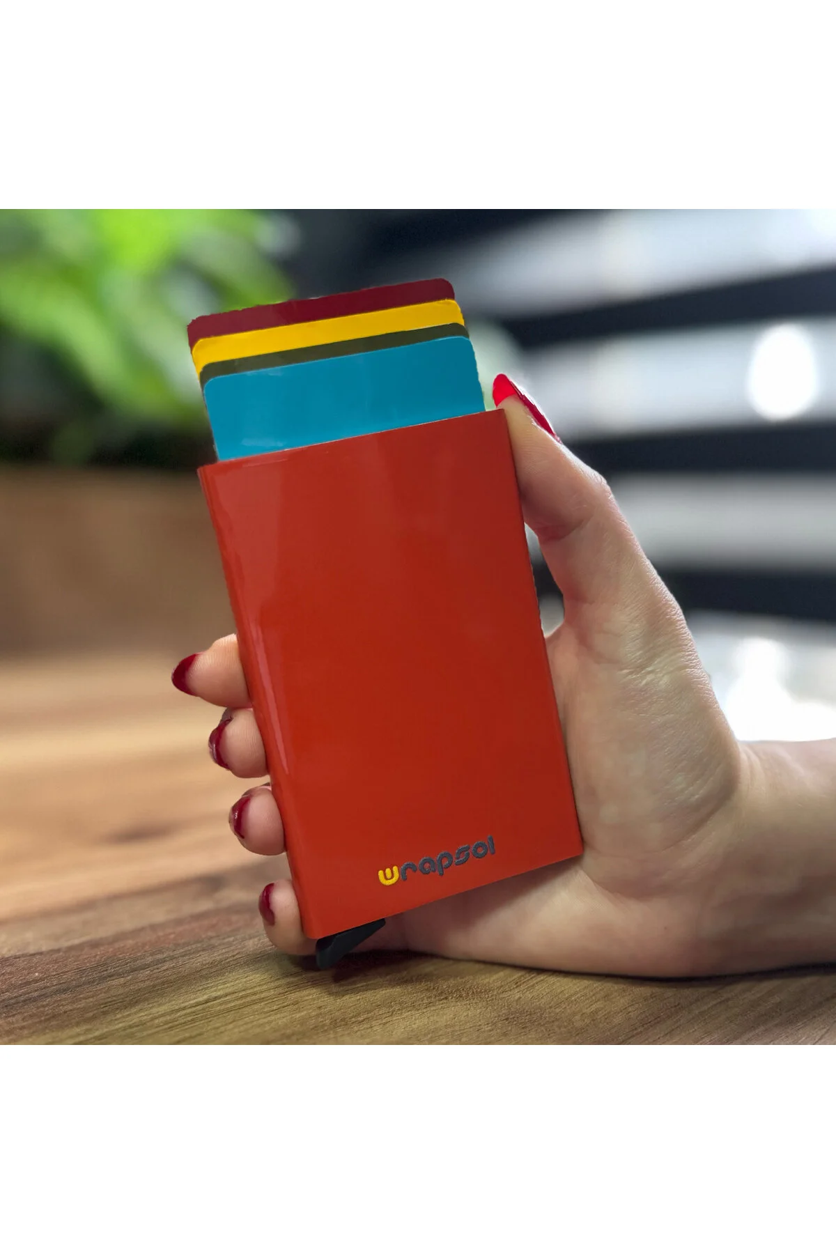 کارت دار فلزی مردانه و زنانه مکانیسم مقدس RFID محافظت شده آلومینیوم اتوماتیک اعتباری گل انار رپ‌سول Wrapsol